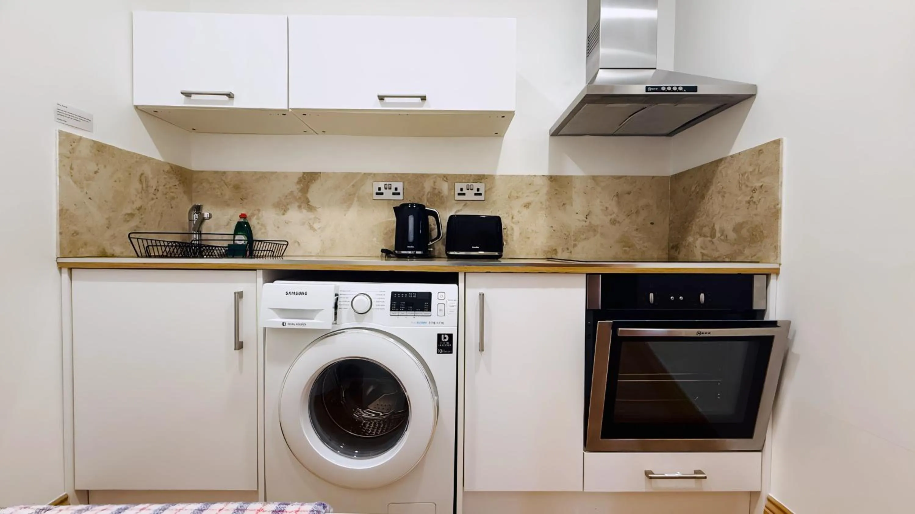 Coffee/tea facilities in Osborne Aparthotel