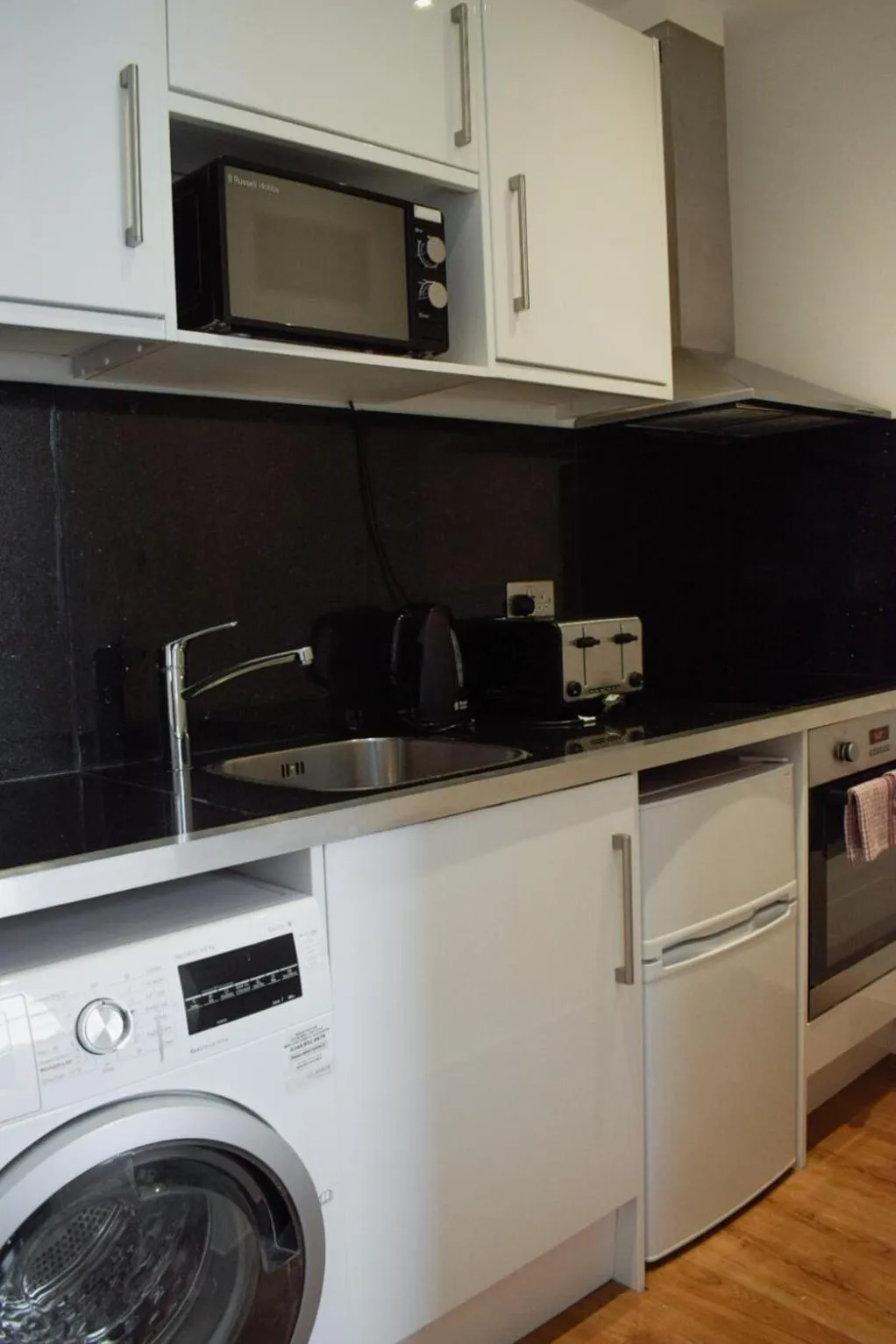 Kitchen or kitchenette in Osborne Aparthotel