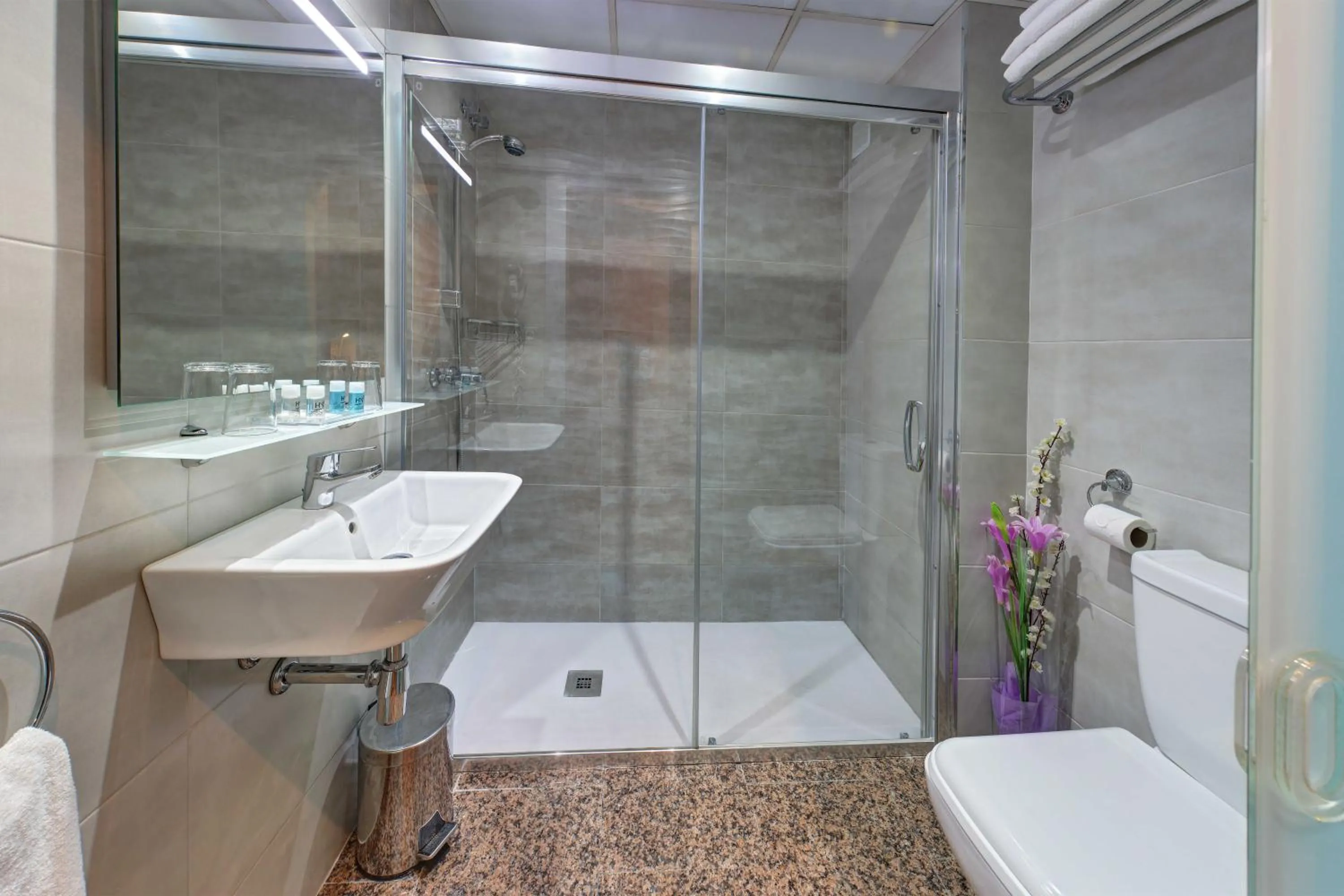 Bathroom in Hotel Nuevo Triunfo