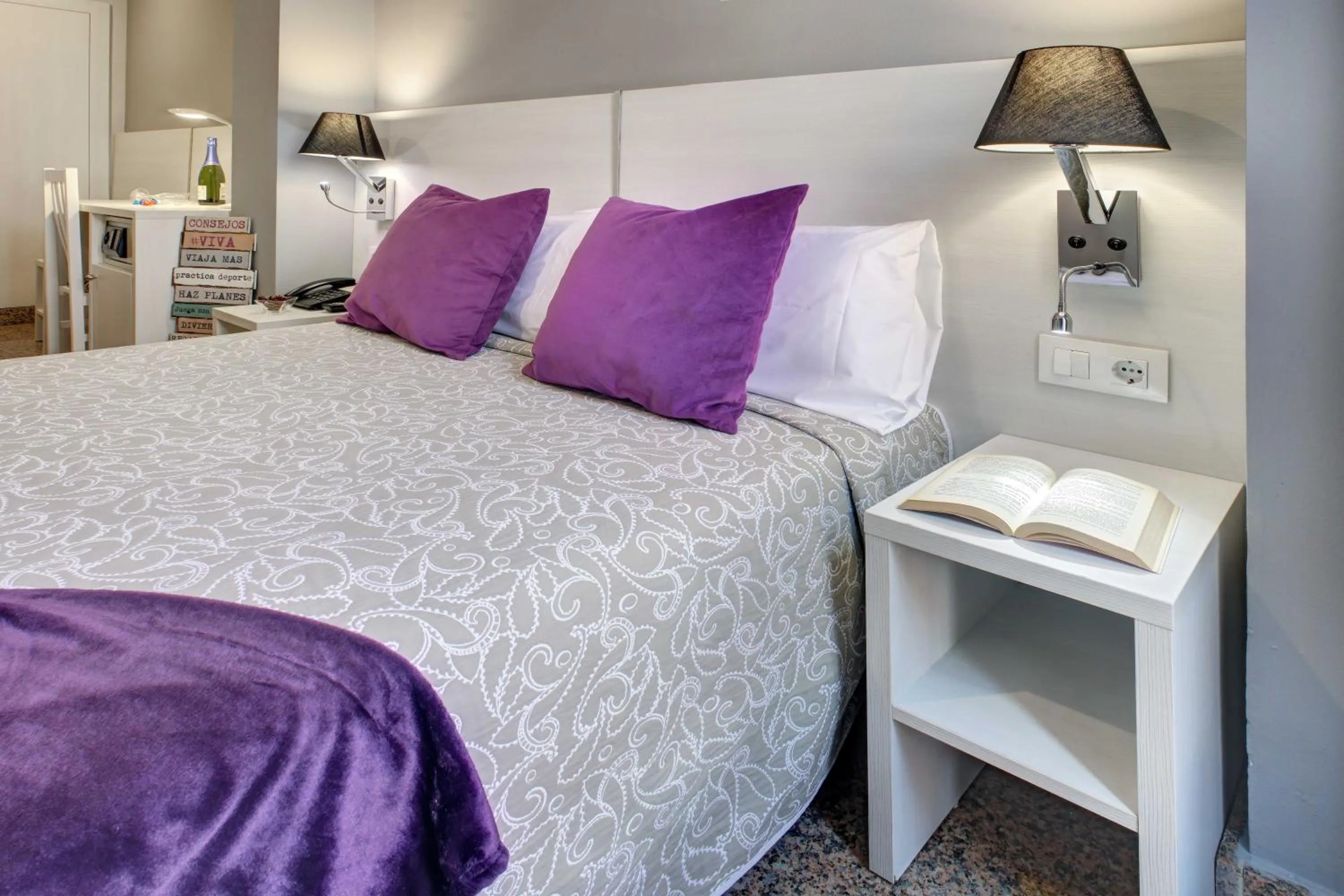 Bed in Hotel Nuevo Triunfo