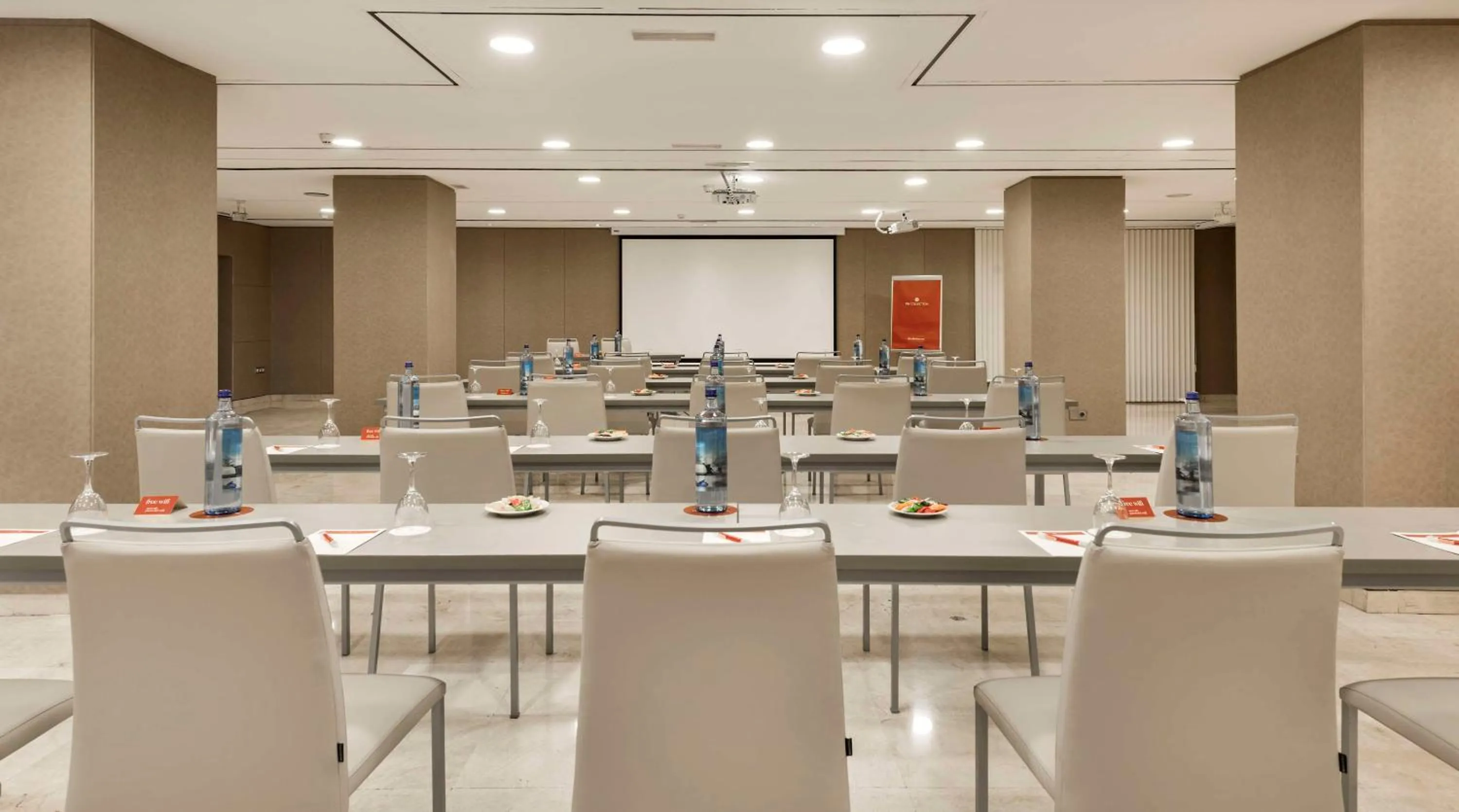 Bedroom in NH Collection Madrid Colón