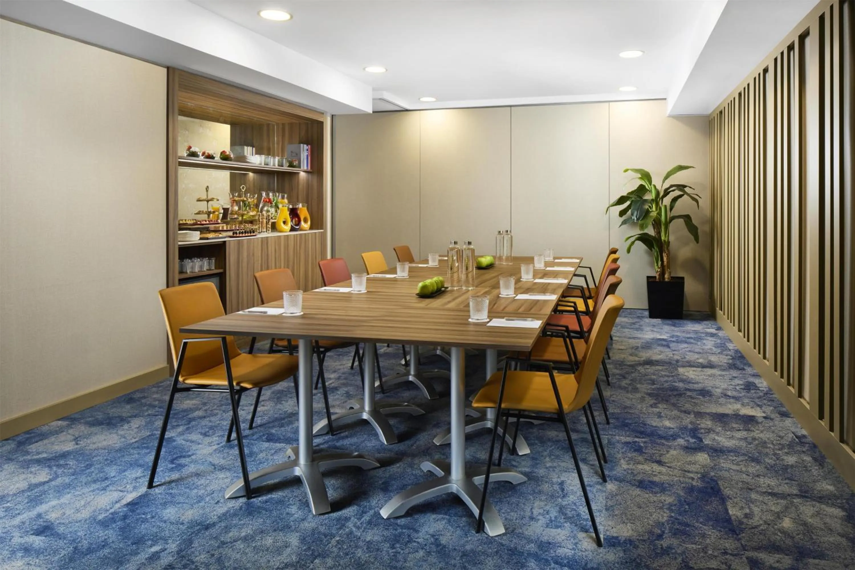 Meeting/conference room in NH Collection Madrid Colón