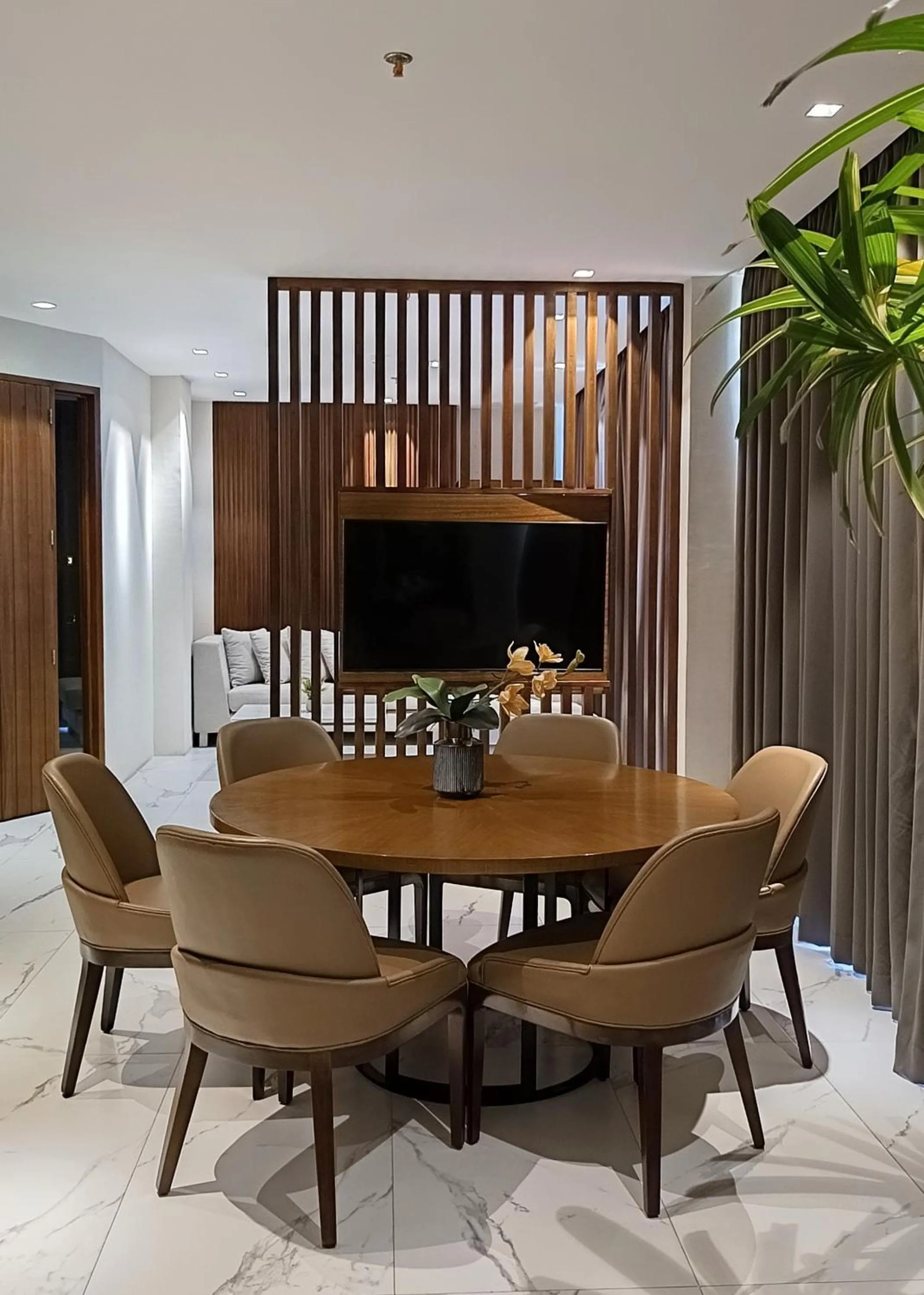 Dining area in The Henry Hotel Roost Bacolod