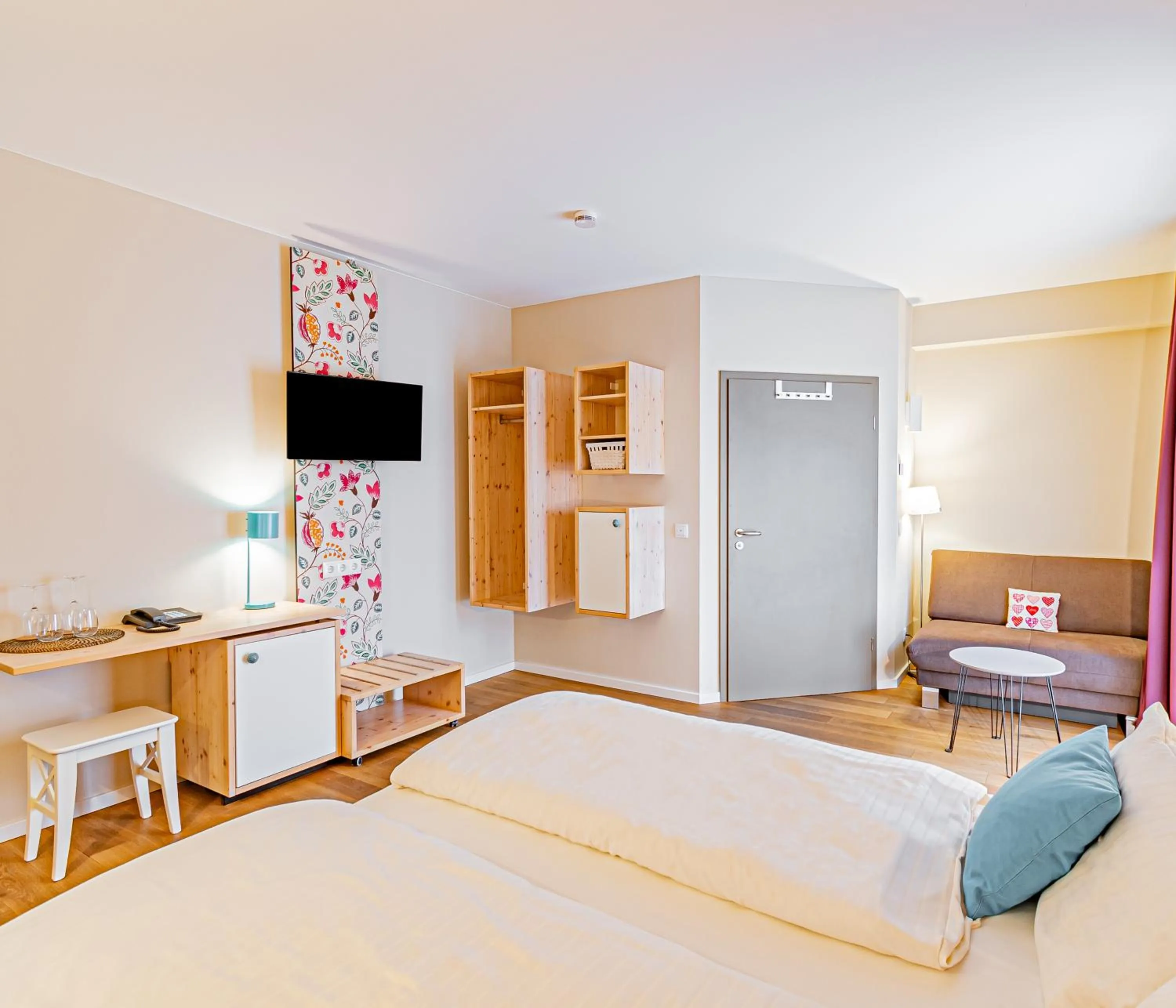 Bedroom, Bed in Johannishof Wein-Café & Gästehaus