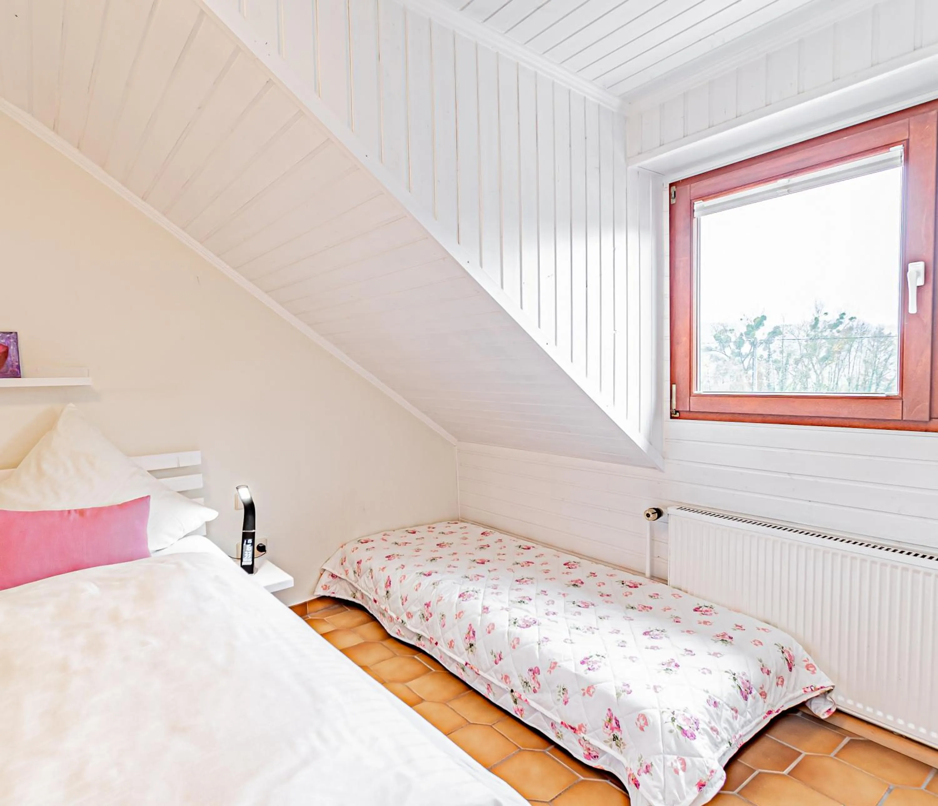 Bedroom, Bed in Johannishof Wein-Café & Gästehaus