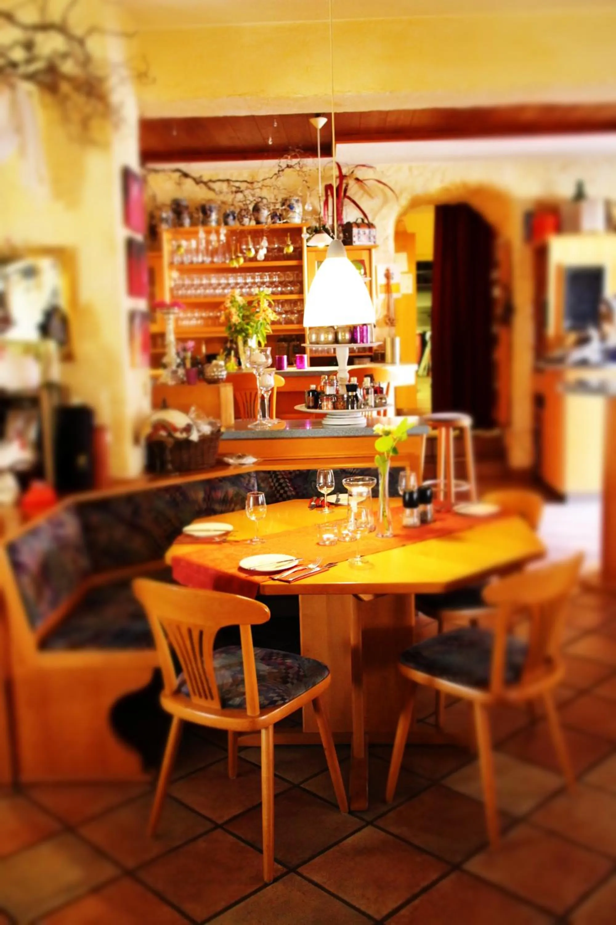 Restaurant/places to eat in Johannishof Wein-Café & Gästehaus