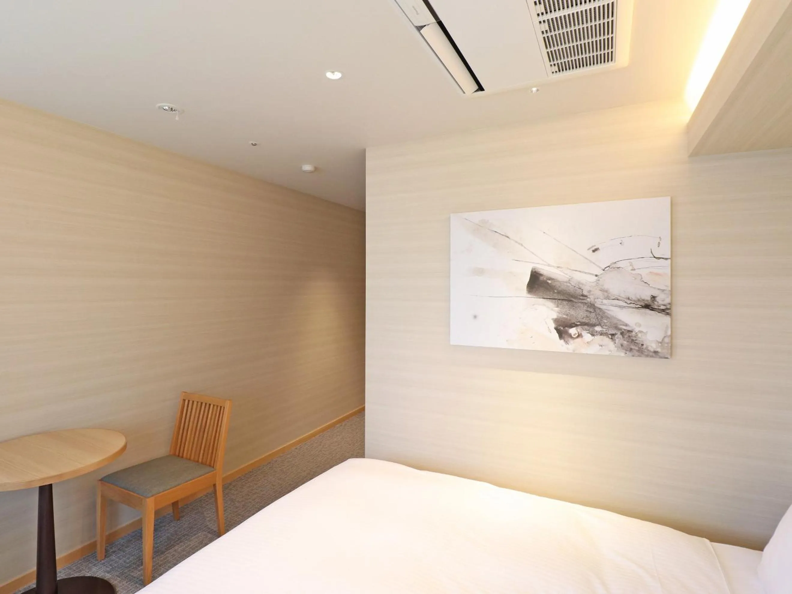 Bedroom, Bed in Chisun Inn Yokohama Tsuzuki