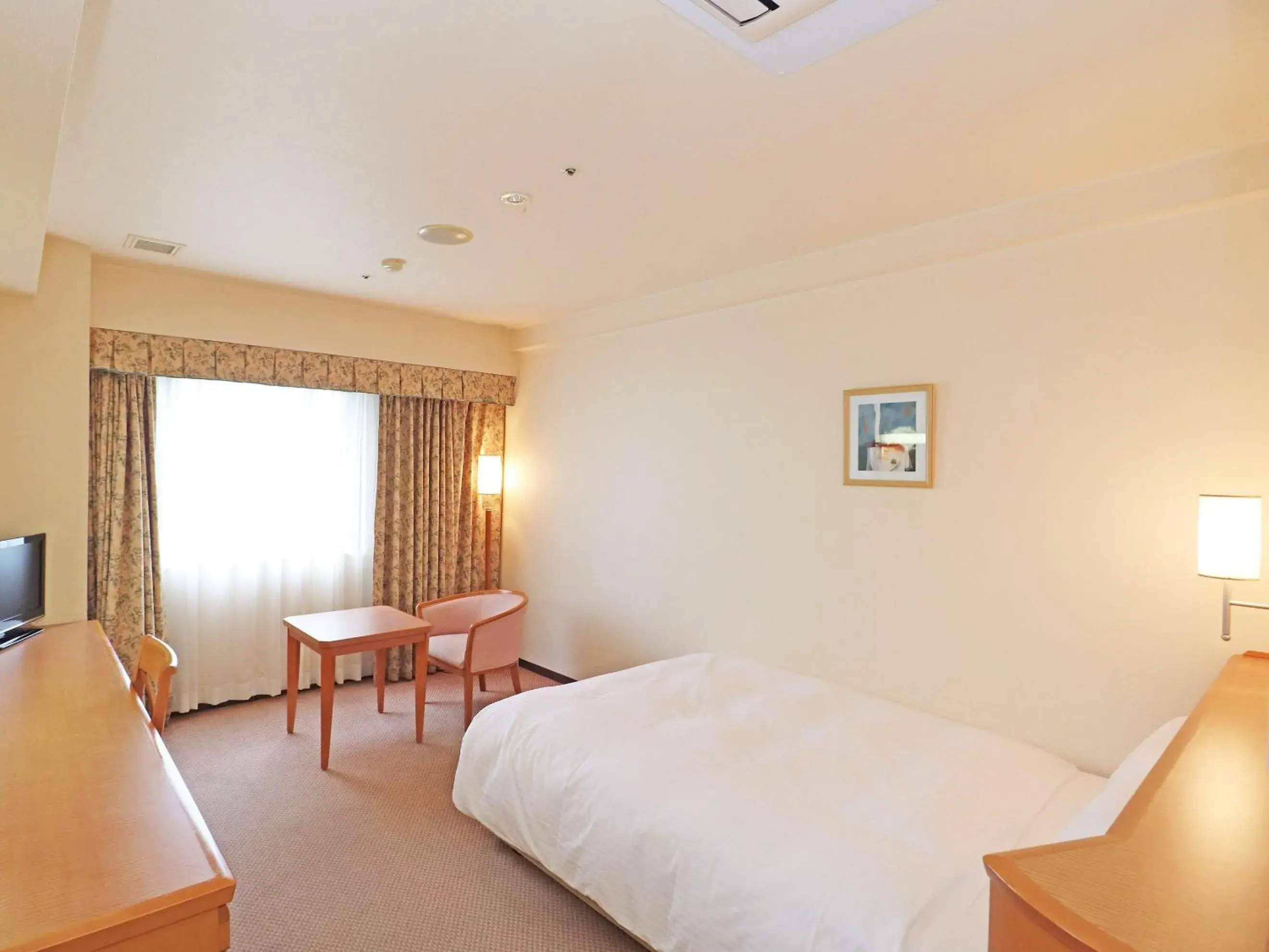 Bedroom, Bed in Chisun Inn Yokohama Tsuzuki Bedroom, Bed in Chisun Inn Yokohama Tsuzuki