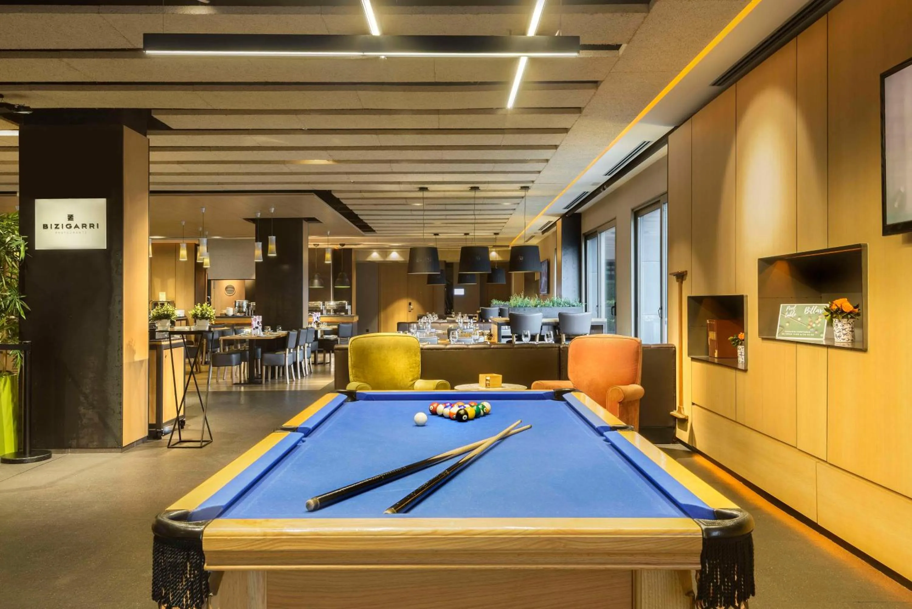 Lobby or reception in Occidental Bilbao