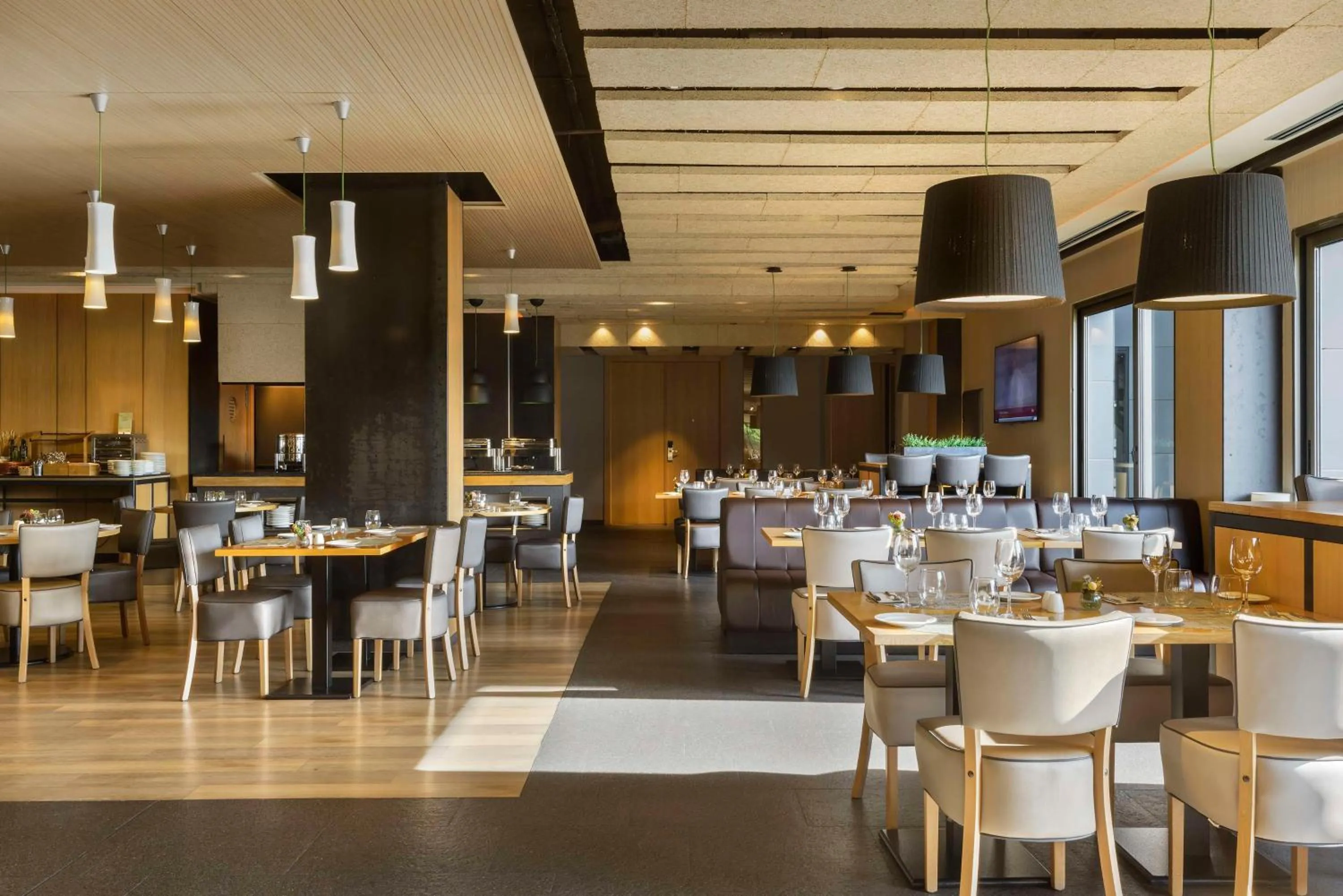 Restaurant/places to eat in Occidental Bilbao