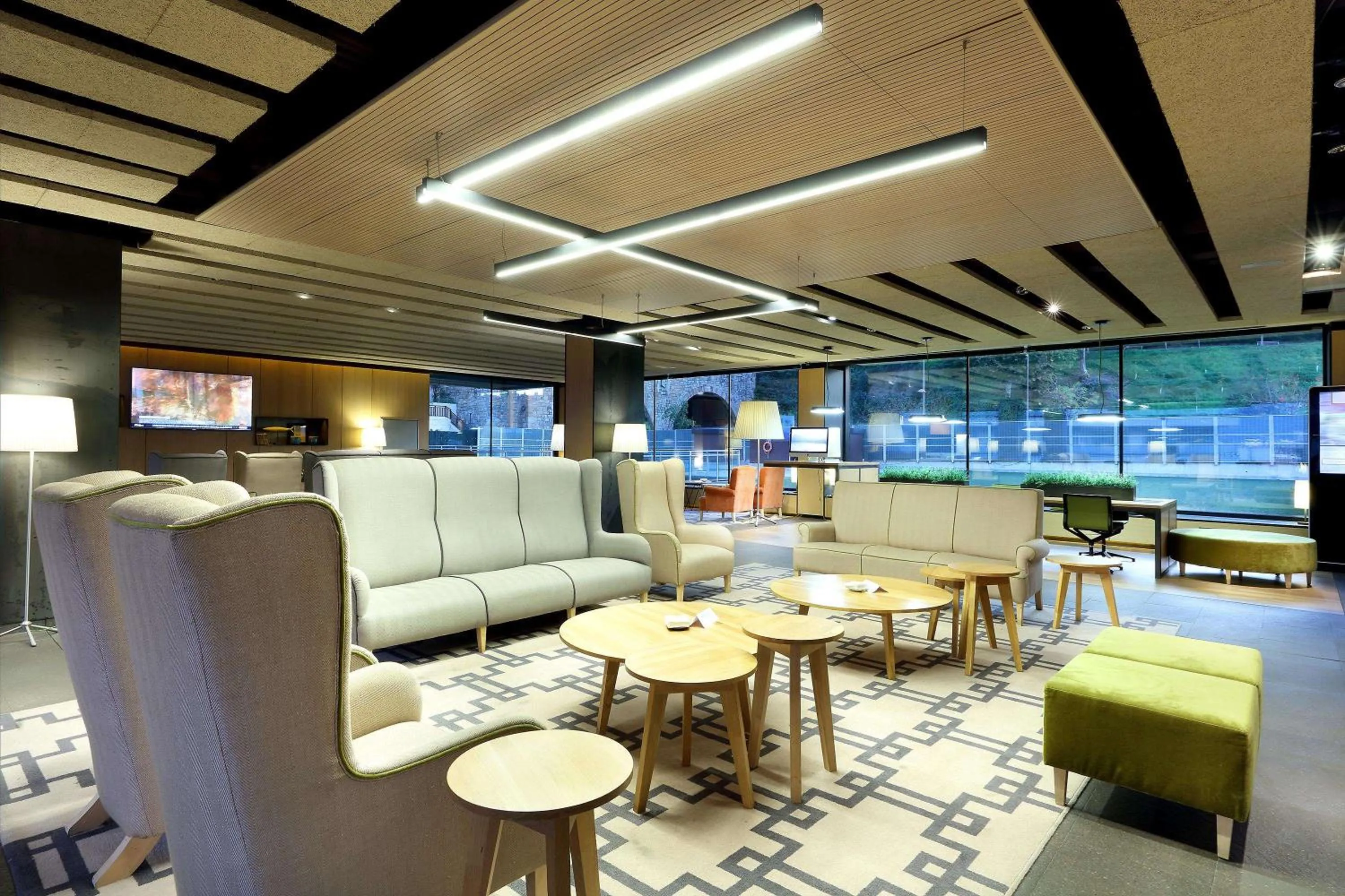 Lobby or reception in Occidental Bilbao