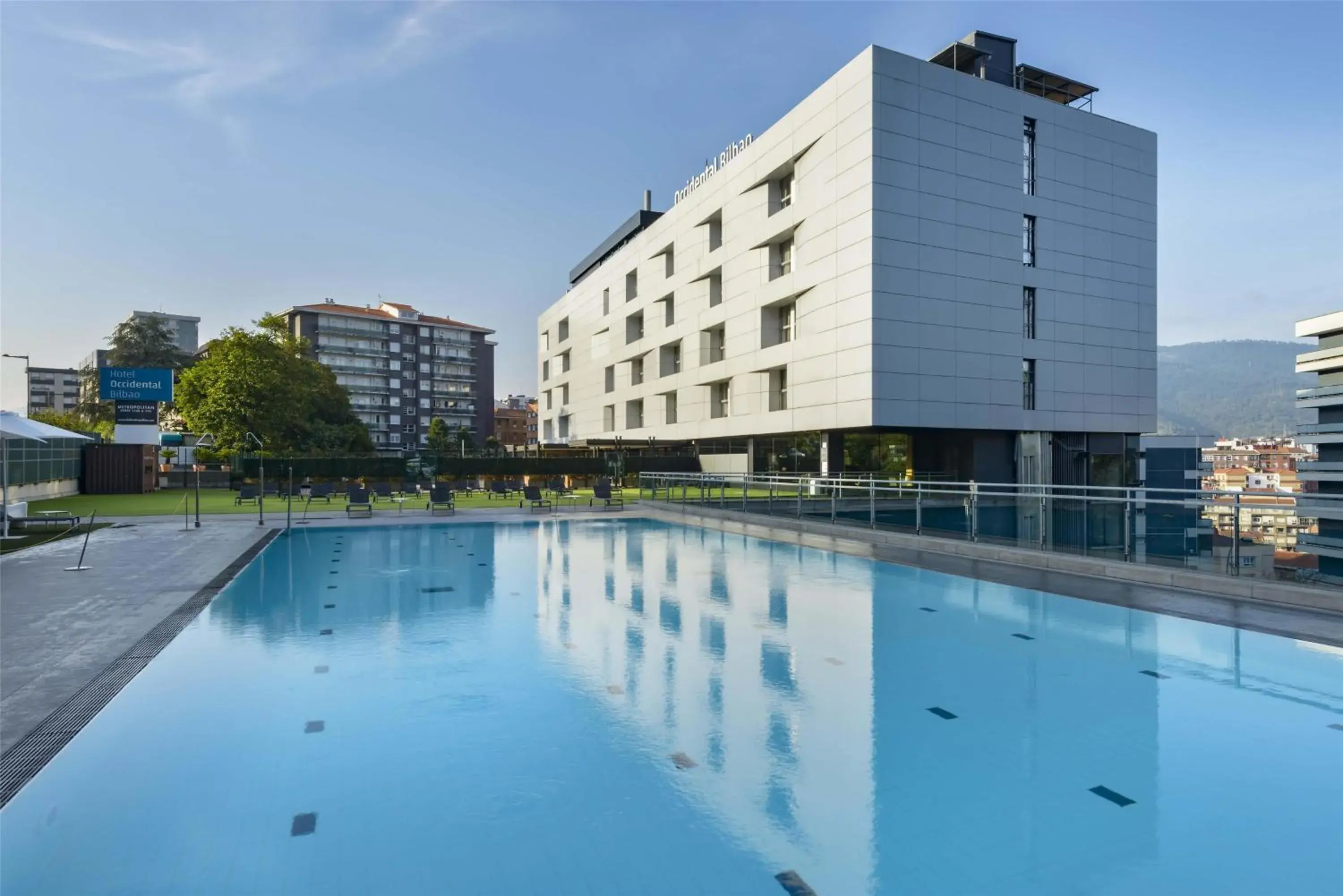 Pool view in Occidental Bilbao Pool view in Occidental Bilbao