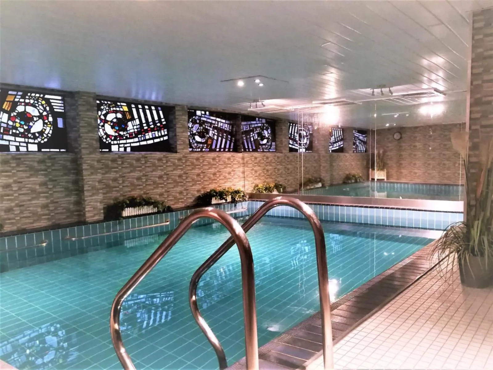 Swimming pool in Ferienhotel Schwarzwälder Hof