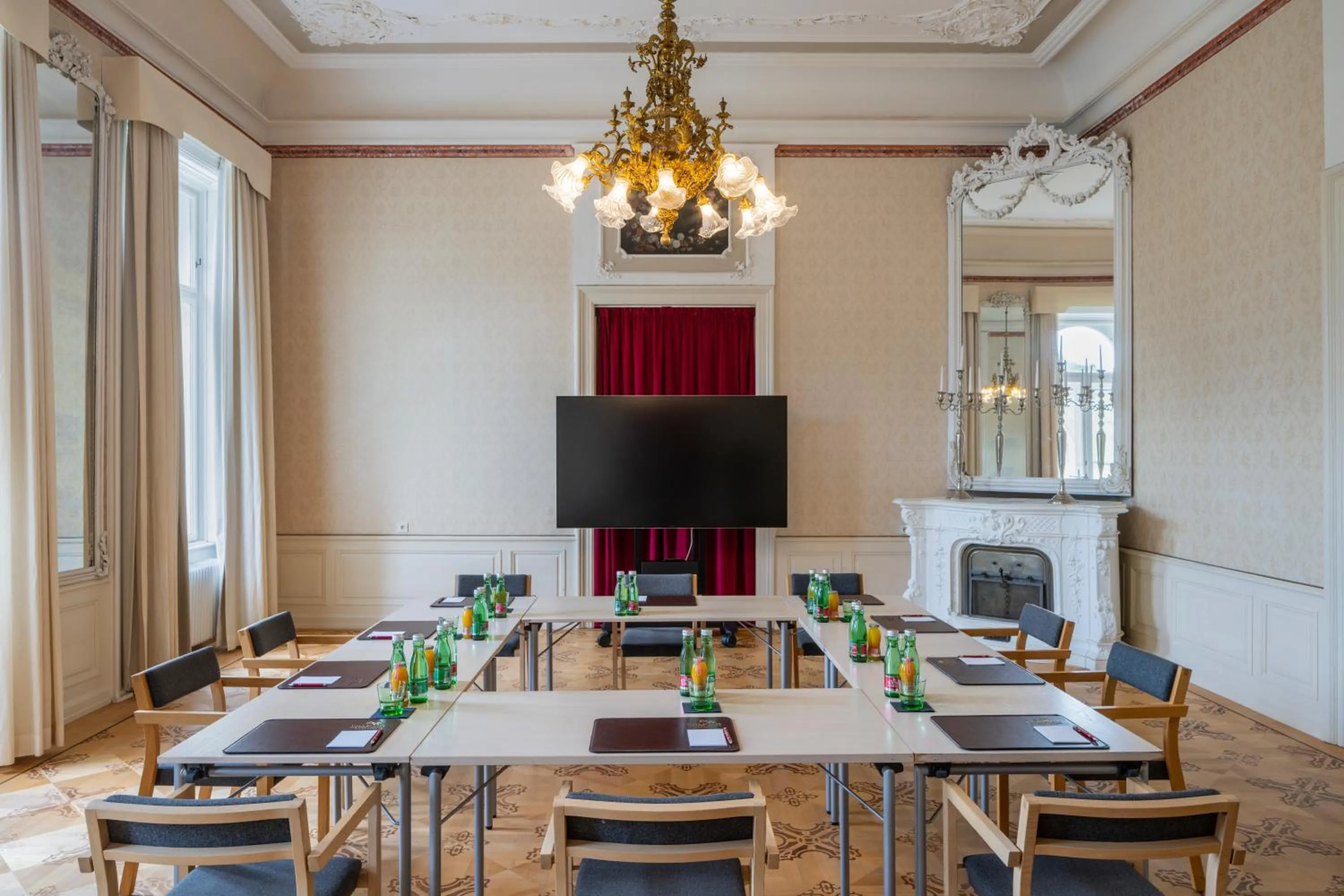 Meeting/conference room in Villa Seilern Vital Resort