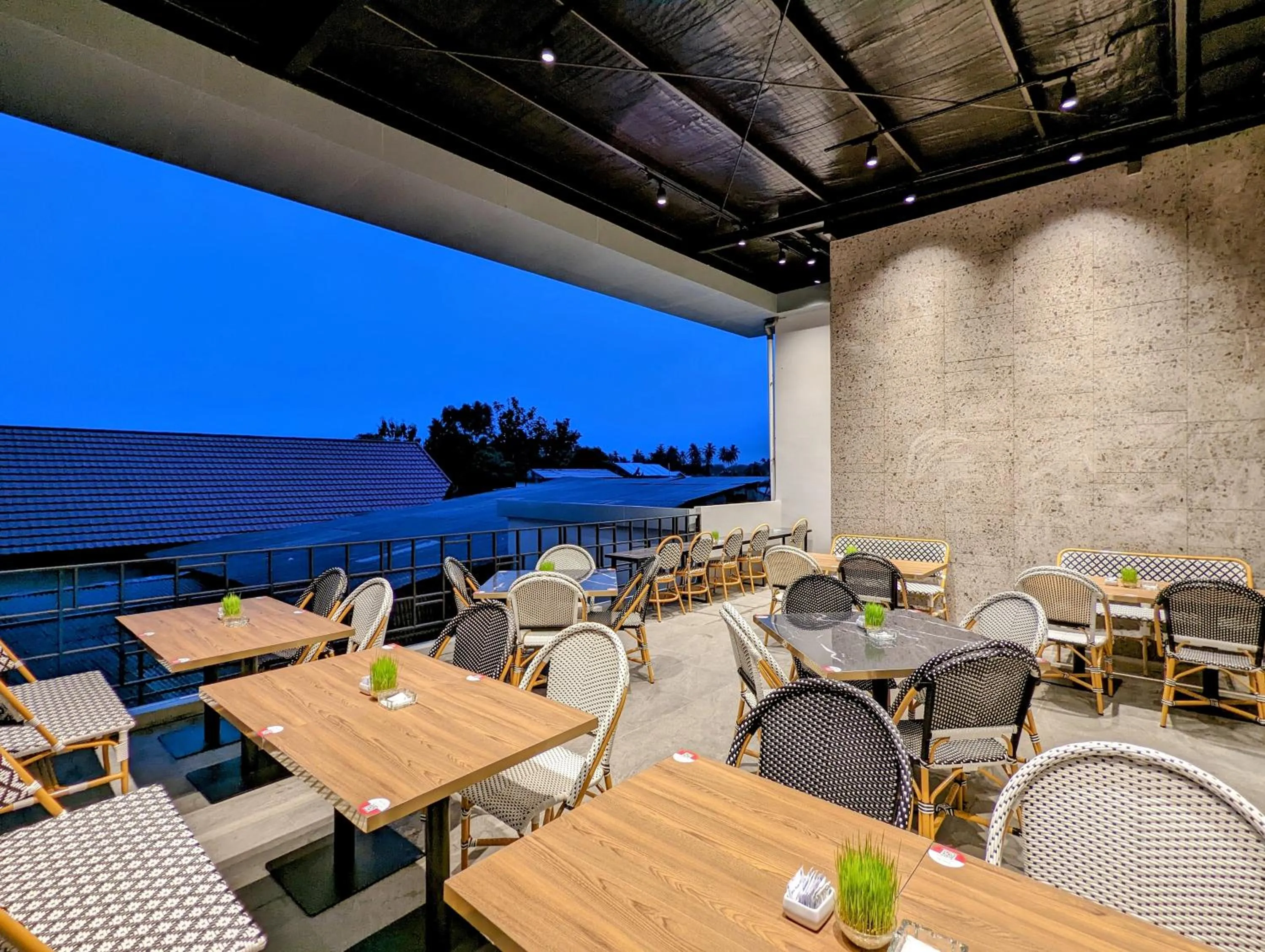 Restaurant/places to eat in Grand Zuri Lubuklinggau