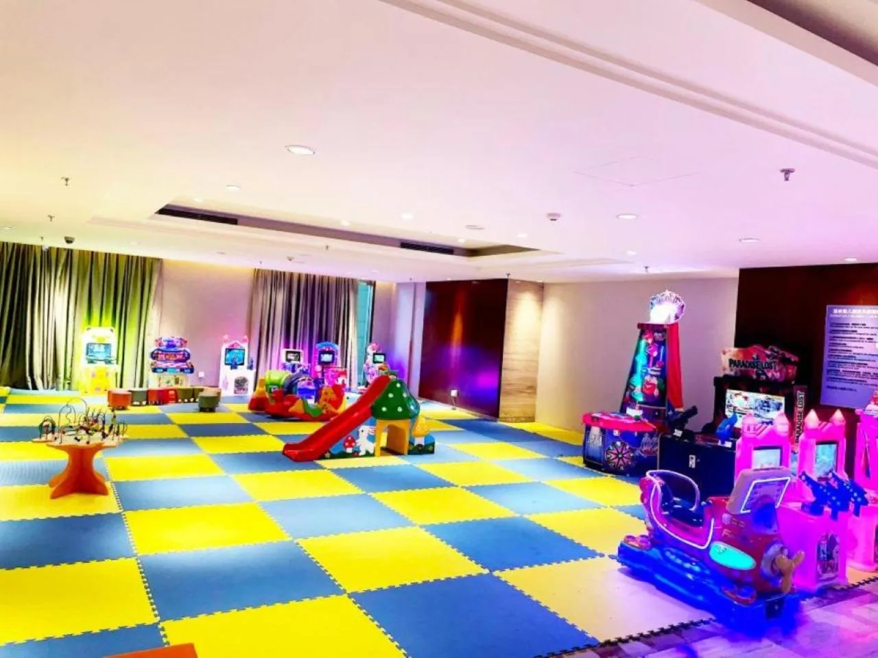 Kids's club in Sheraton Huizhou Bailuhu
