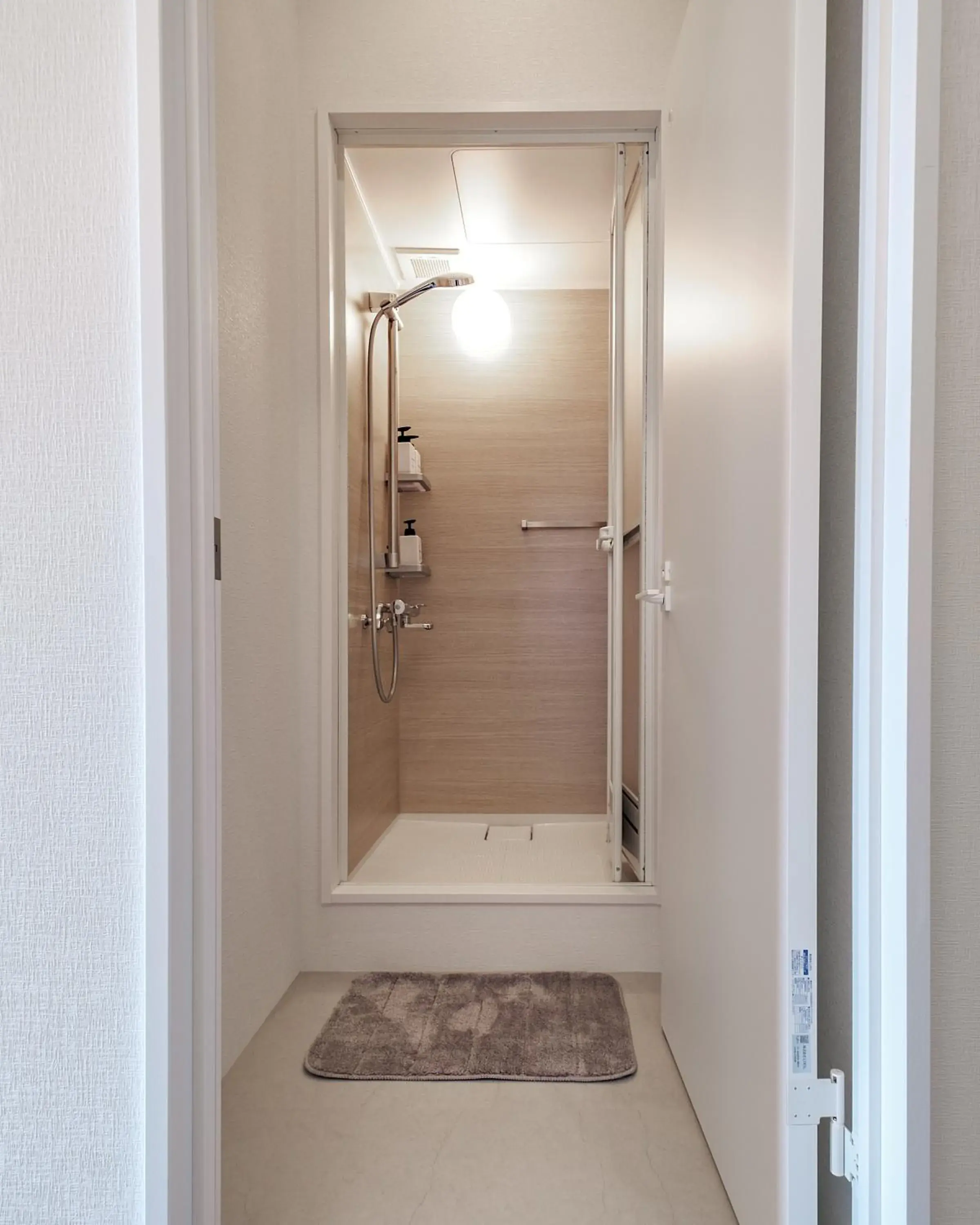 Twin Room in Tbox Twin Room in Tbox