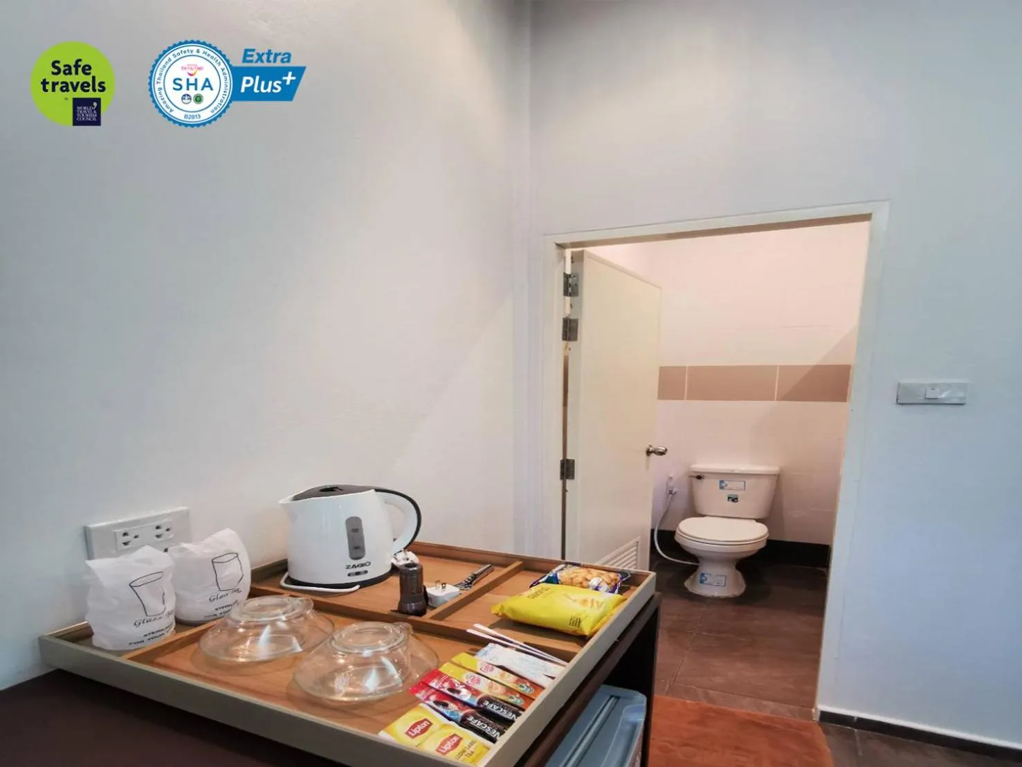 Toilet in Green Bay Samed Resort