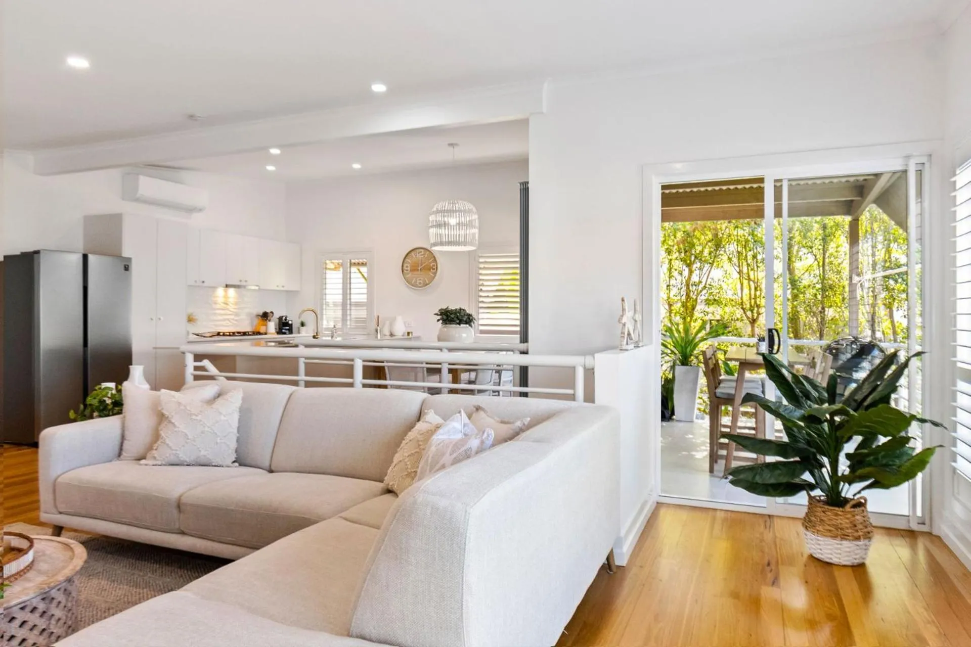 3 bedroom beach home just minutes walk to the beach
