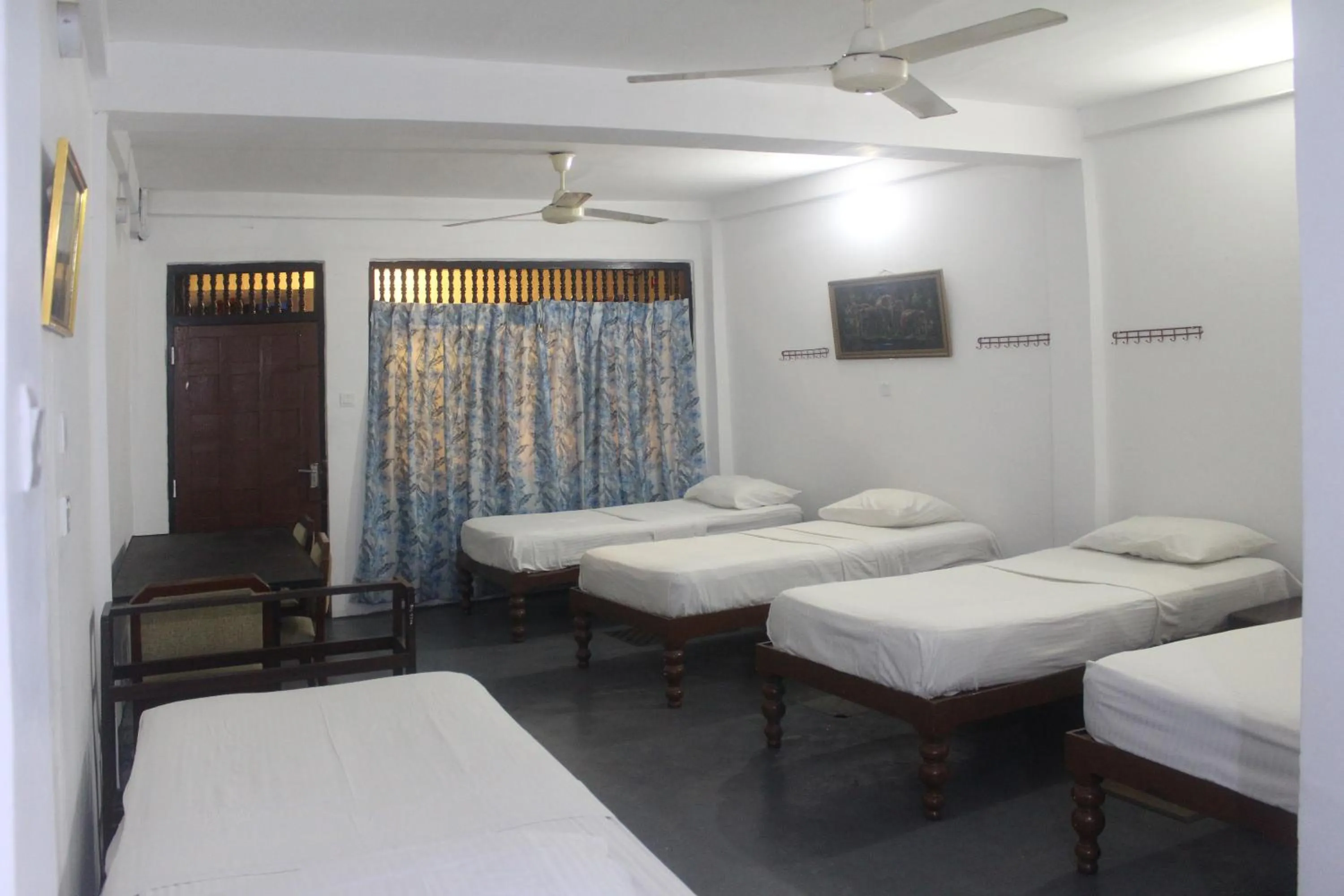 Bedroom, Bed in Sizzle Sports Club