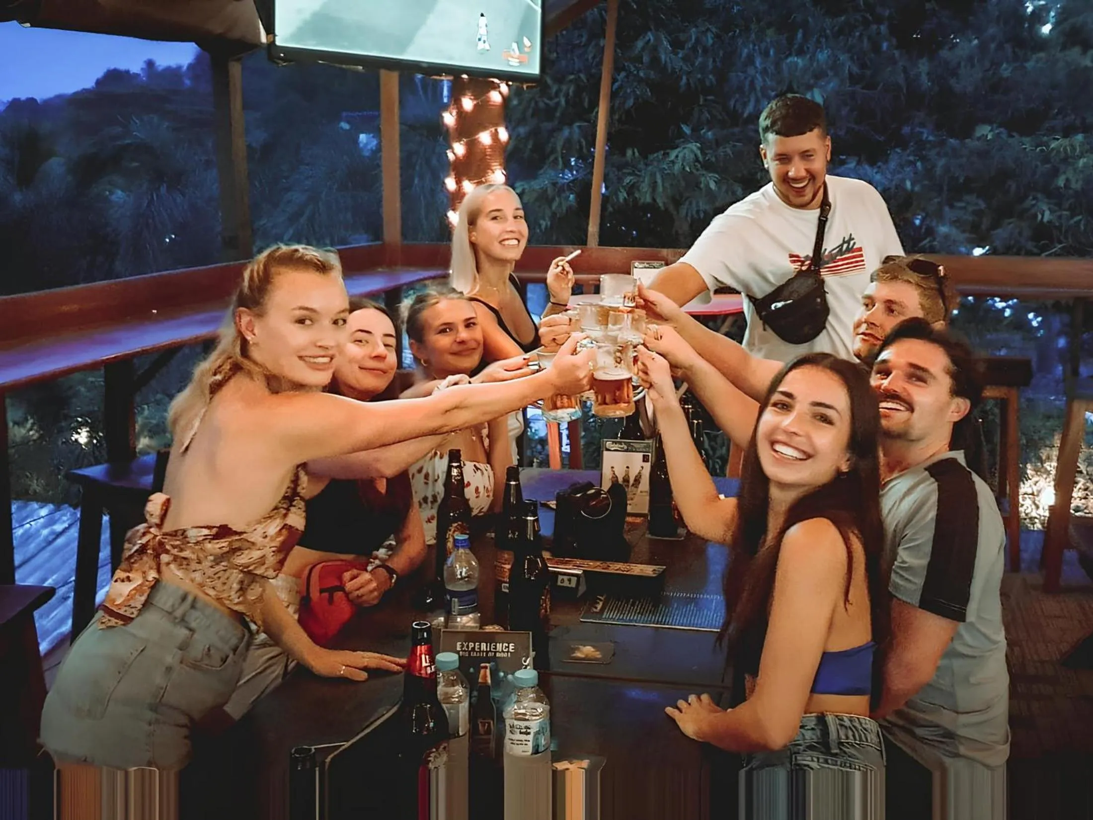 Nightclub / DJ in Sizzle Sports Club