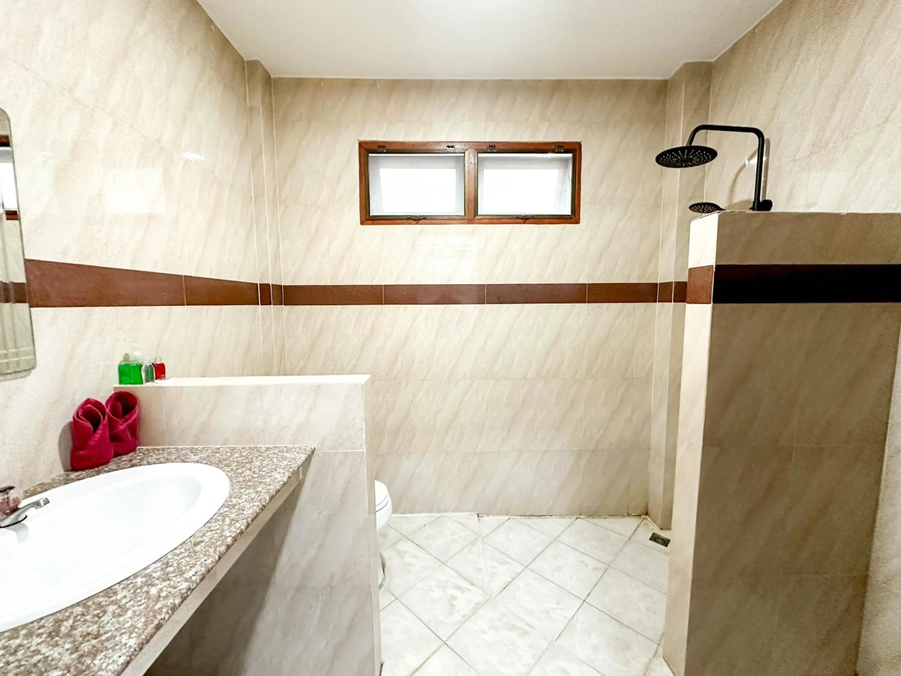 Shower in Amara Beach Resort Koh Phangan