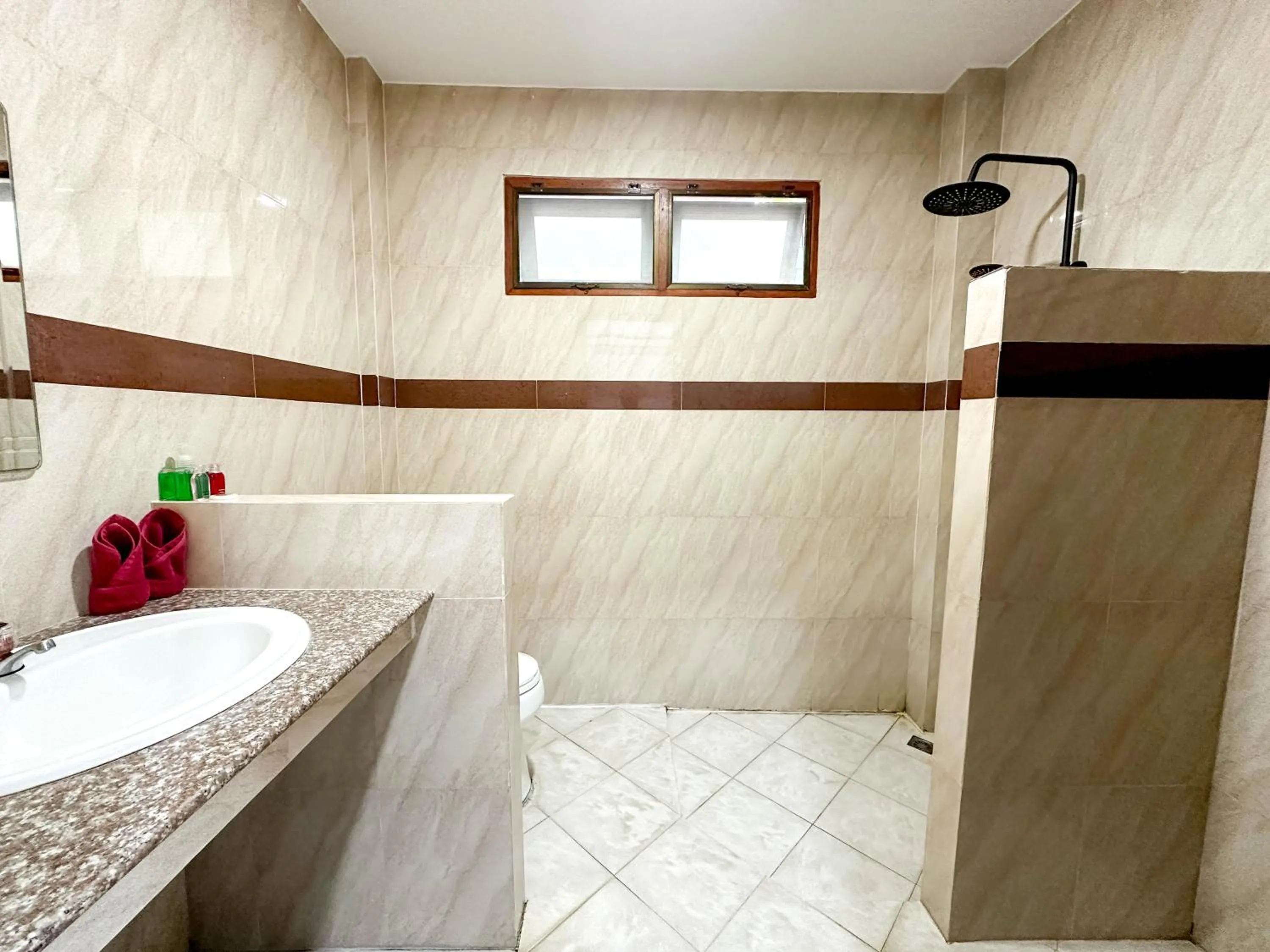 Shower in Amara Beach Resort Koh Phangan