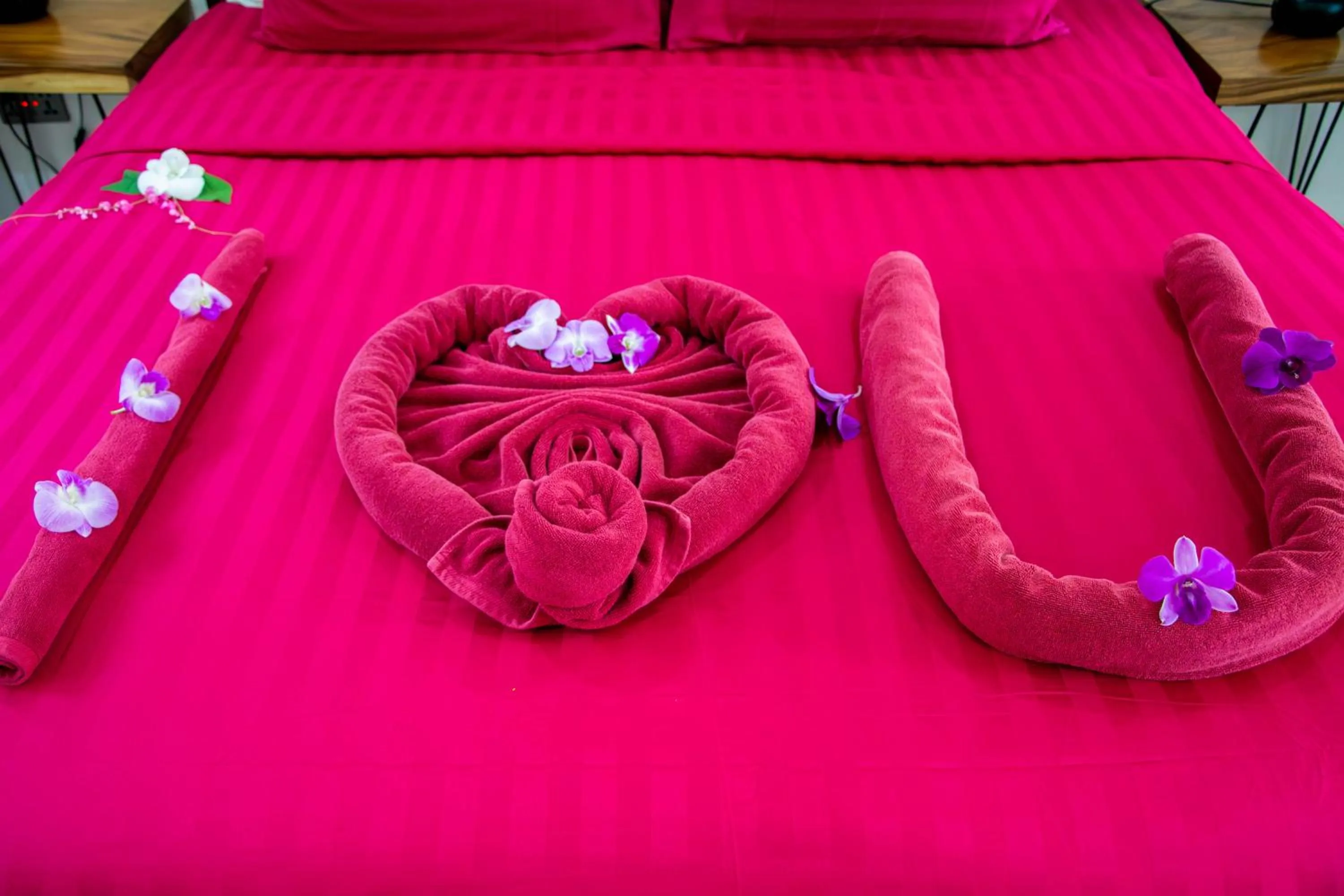 Bed in Amara Beach Resort Koh Phangan