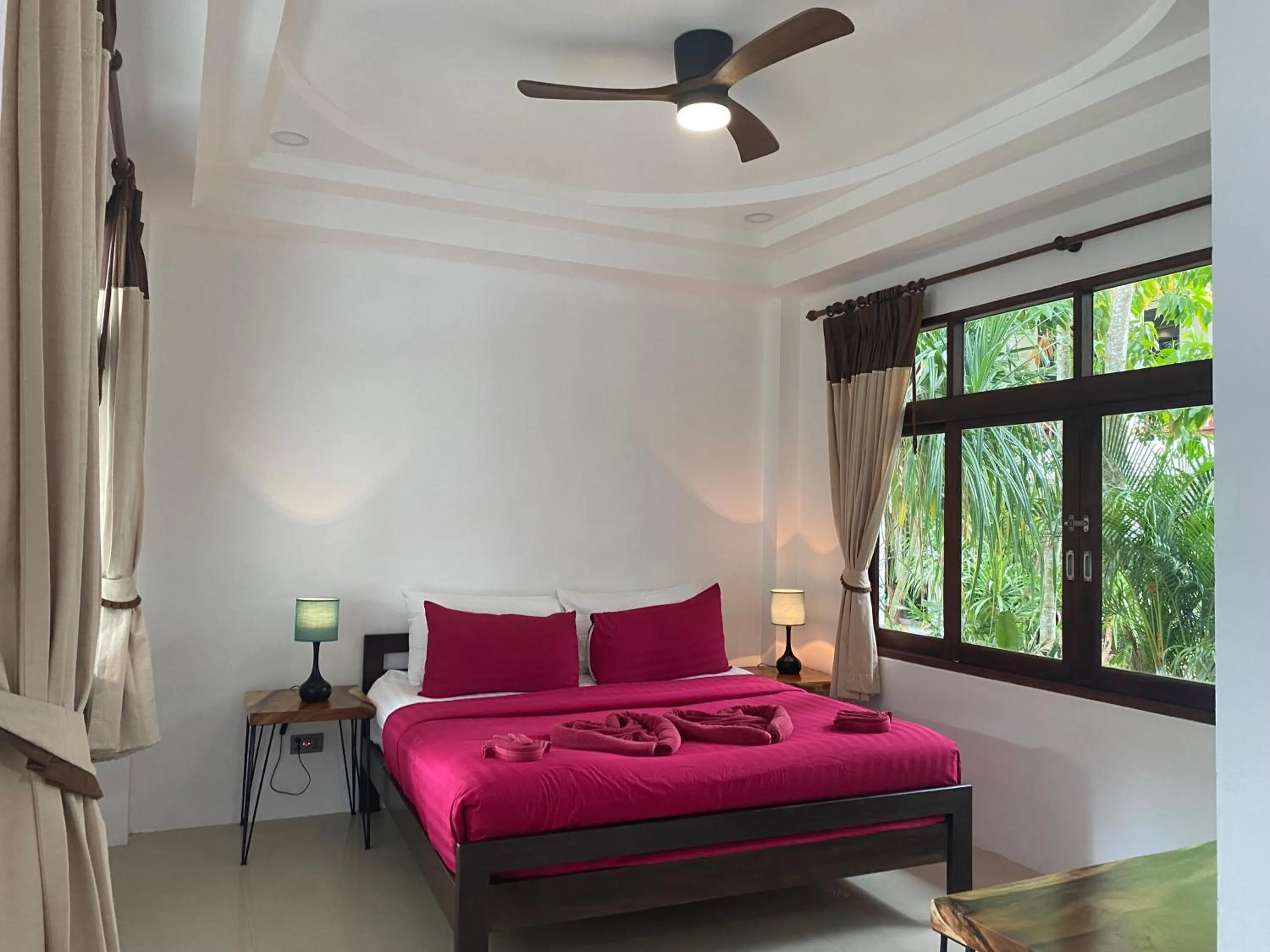 Bed in Amara Beach Resort Koh Phangan