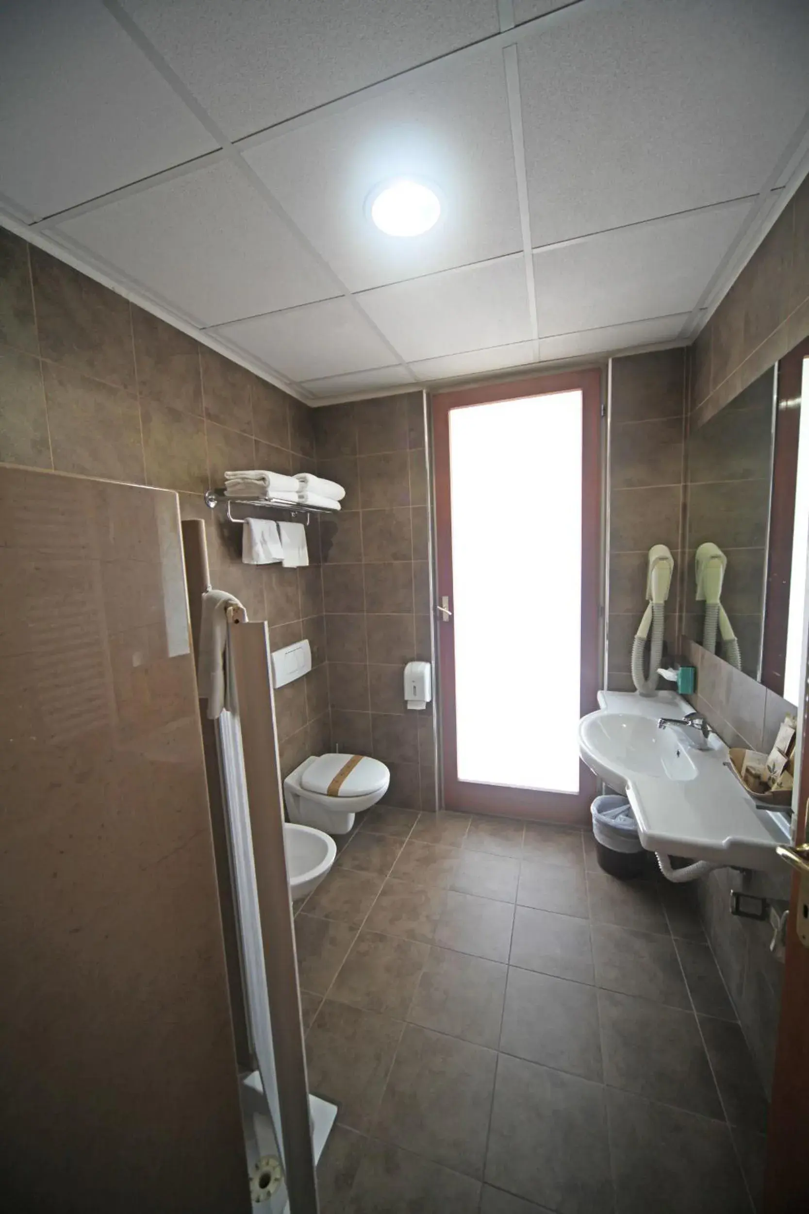 Studio with Lateral Lake View in Smeraldo apartments Studio with Lateral Lake View in Smeraldo apartments