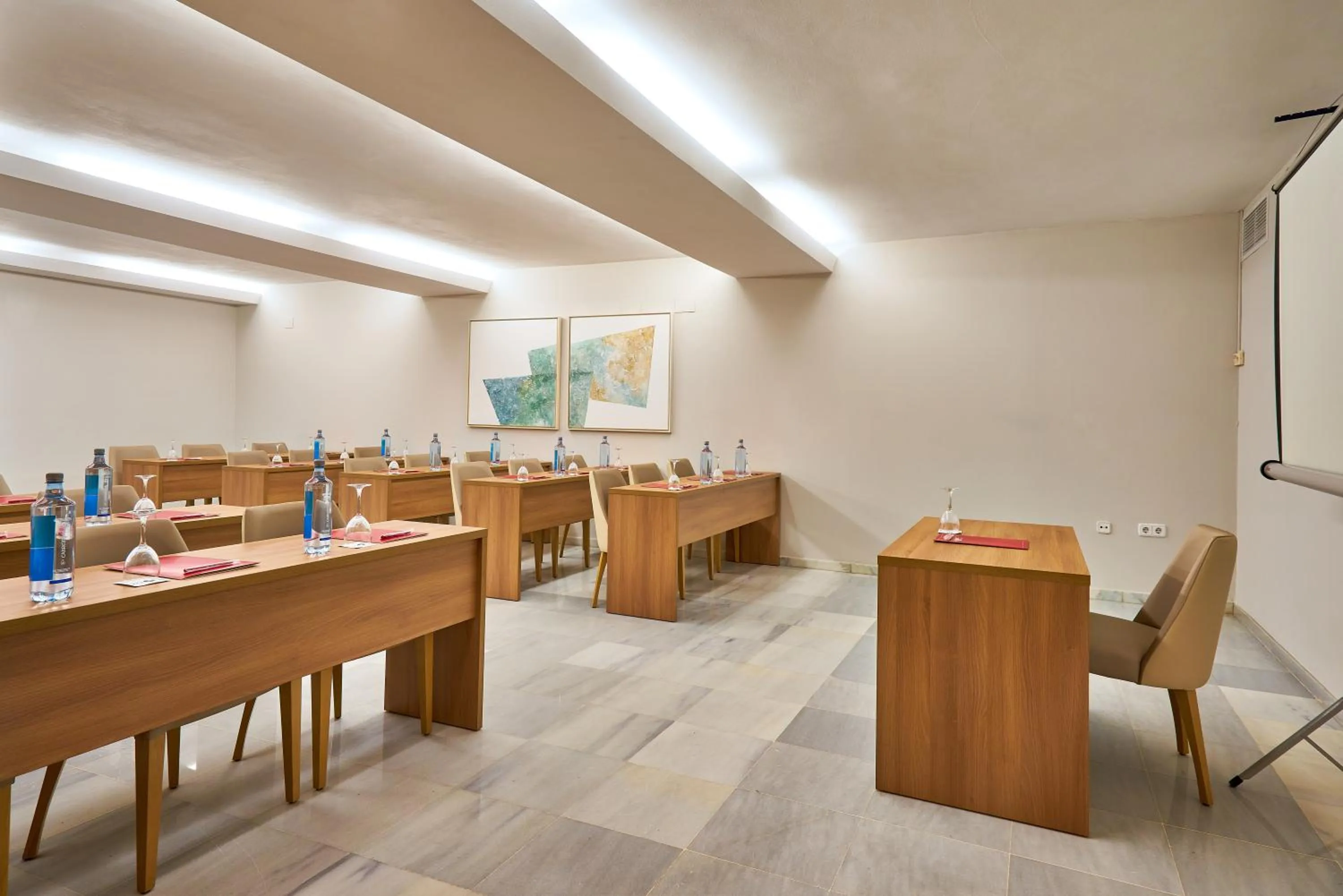 Meeting/conference room in Exe Ciudad de Córdoba