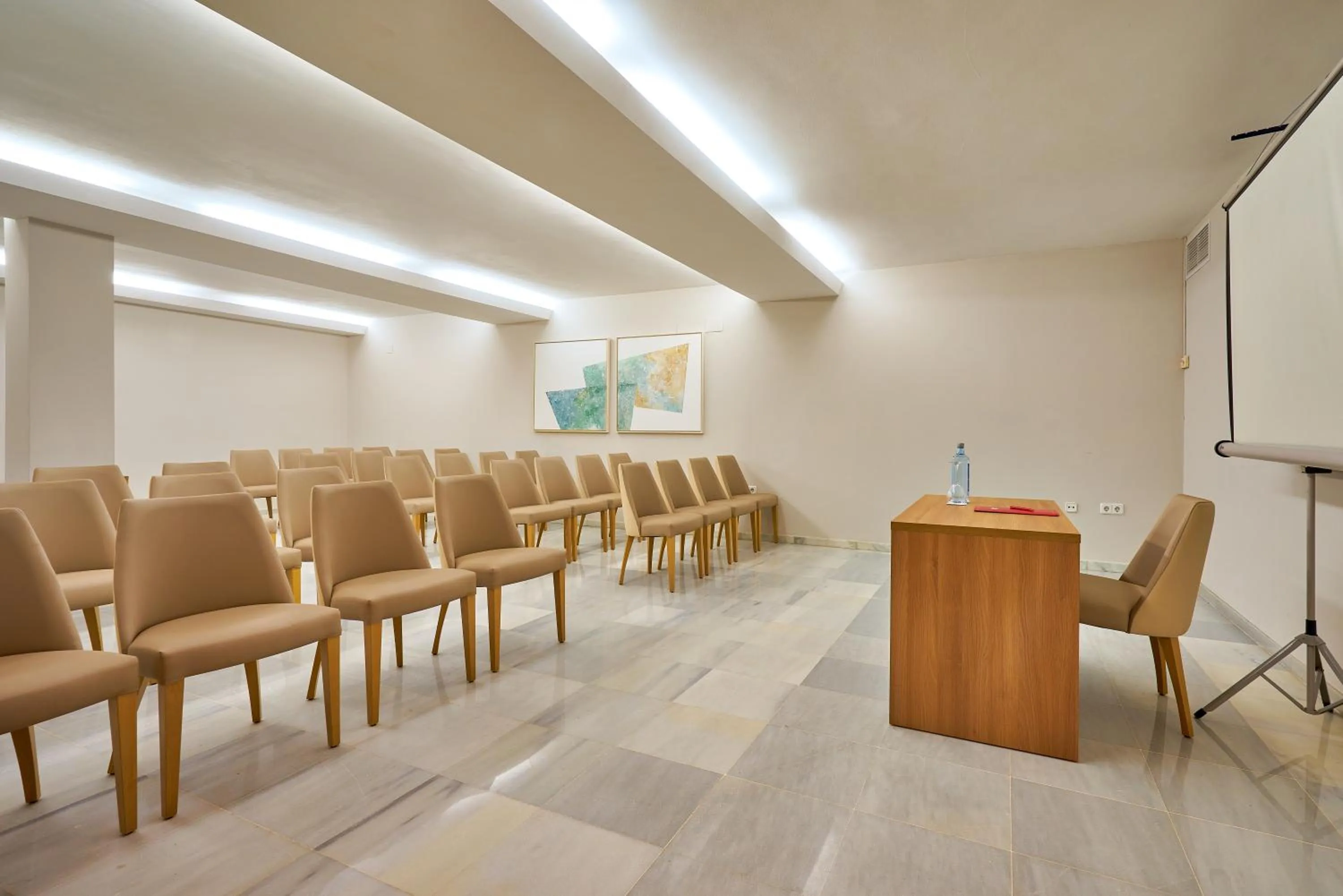 Business facilities in Exe Ciudad de Córdoba