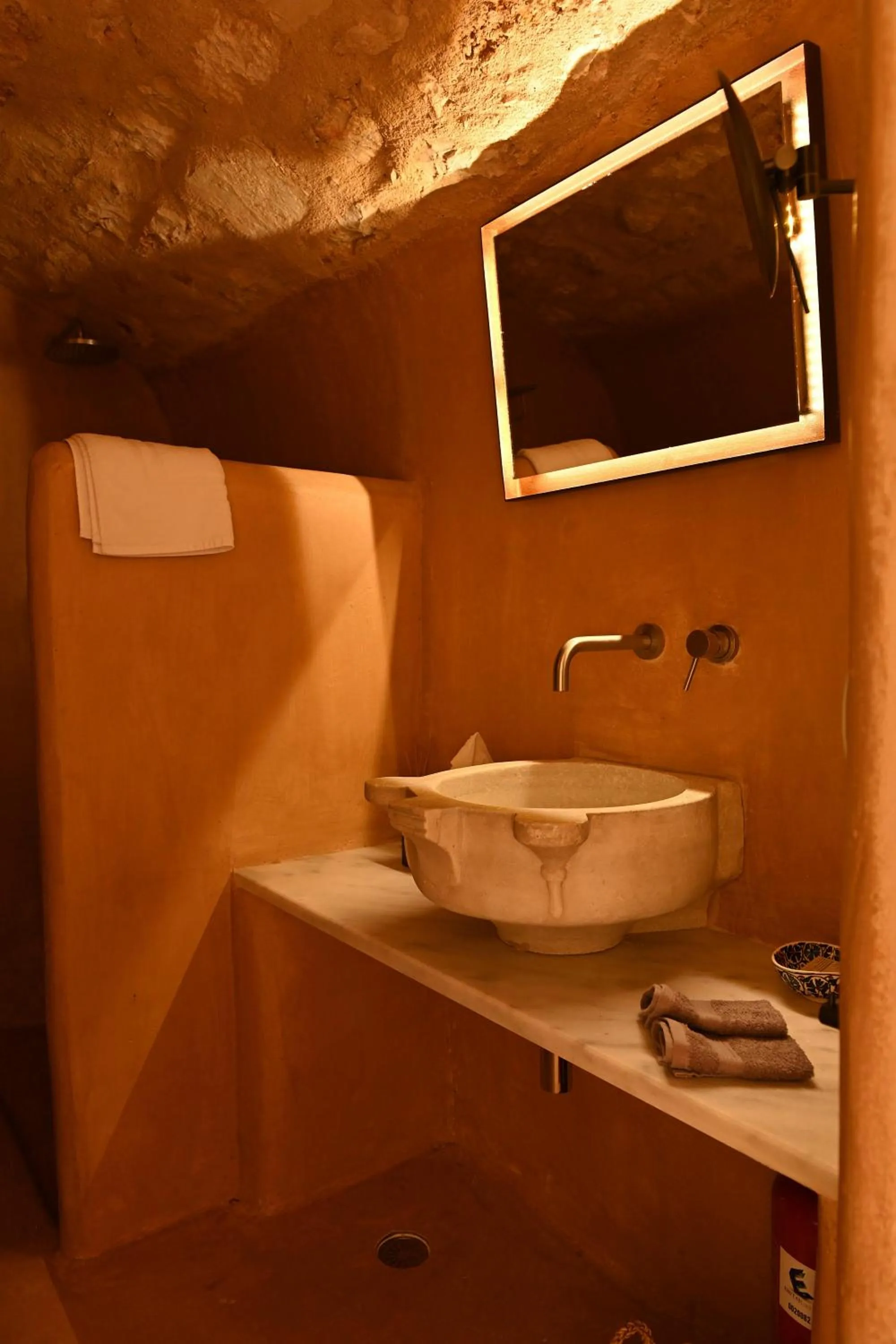 Bathroom in Casa Mediterraneo Hotel