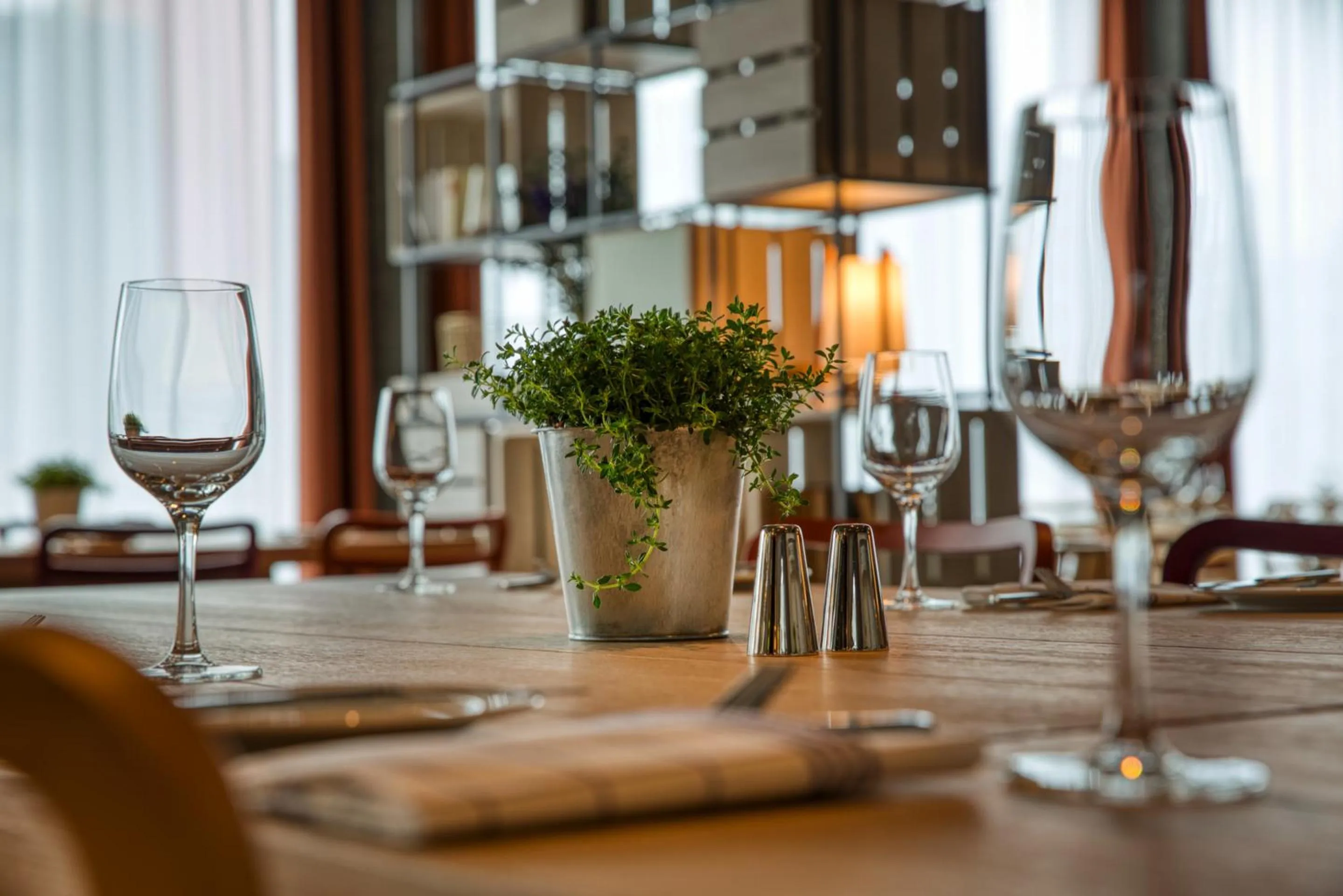 Restaurant/places to eat in IntercityHotel Geneva