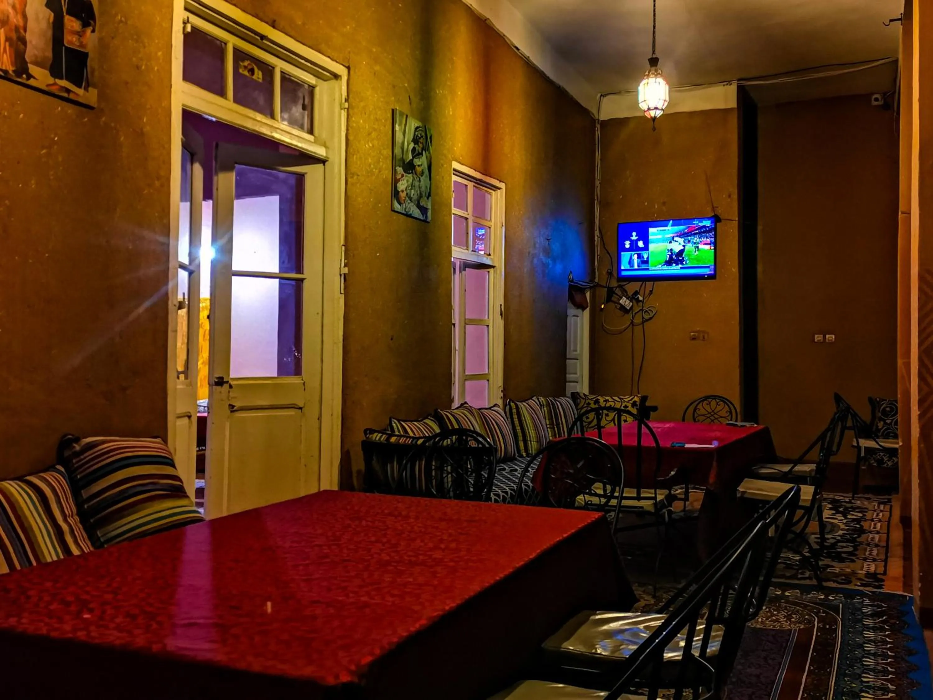 Communal lounge/ TV room in Riad Dar Zaouia