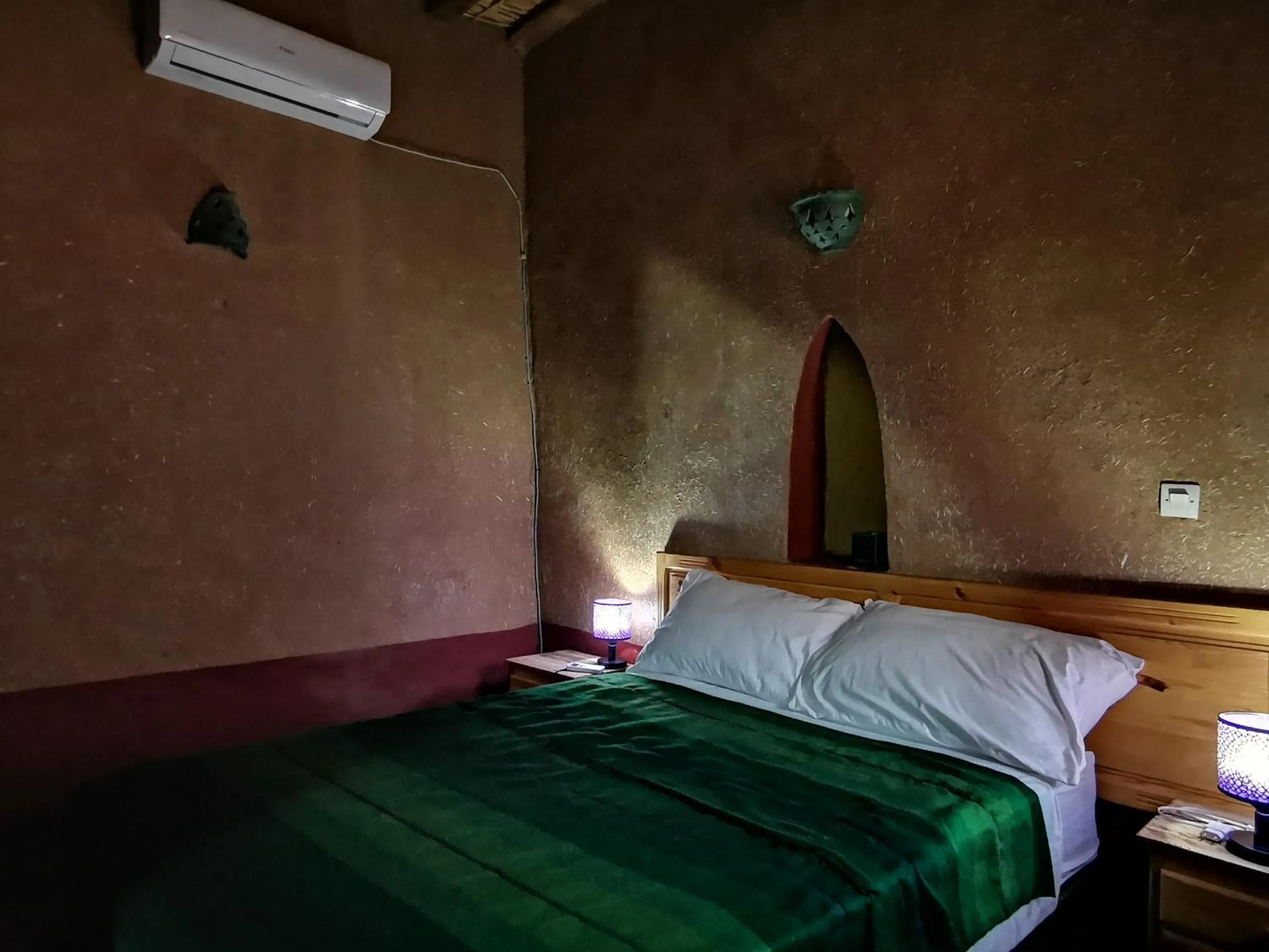 Photo of the whole room, Bed in Riad Dar Zaouia