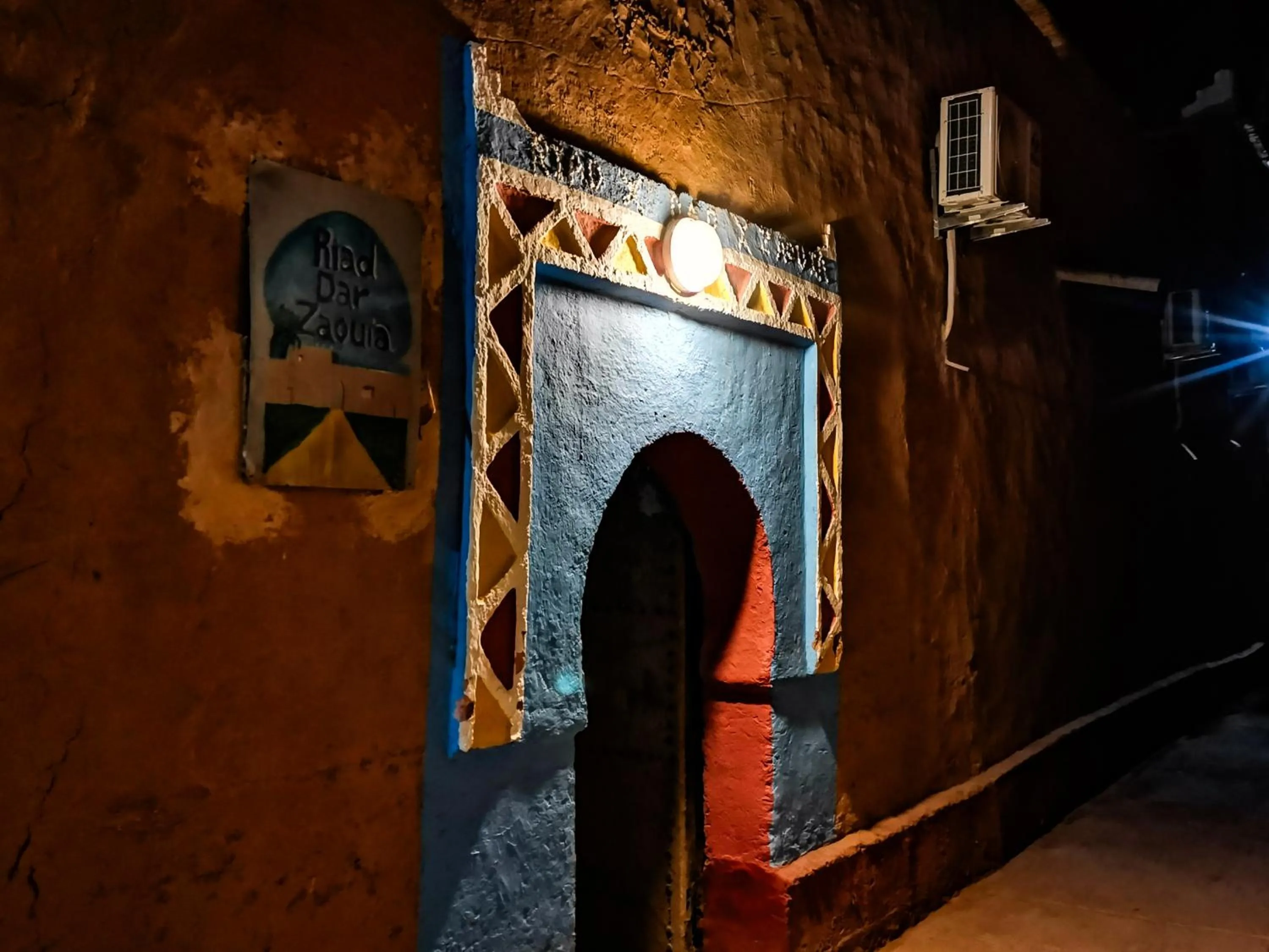 Night in Riad Dar Zaouia