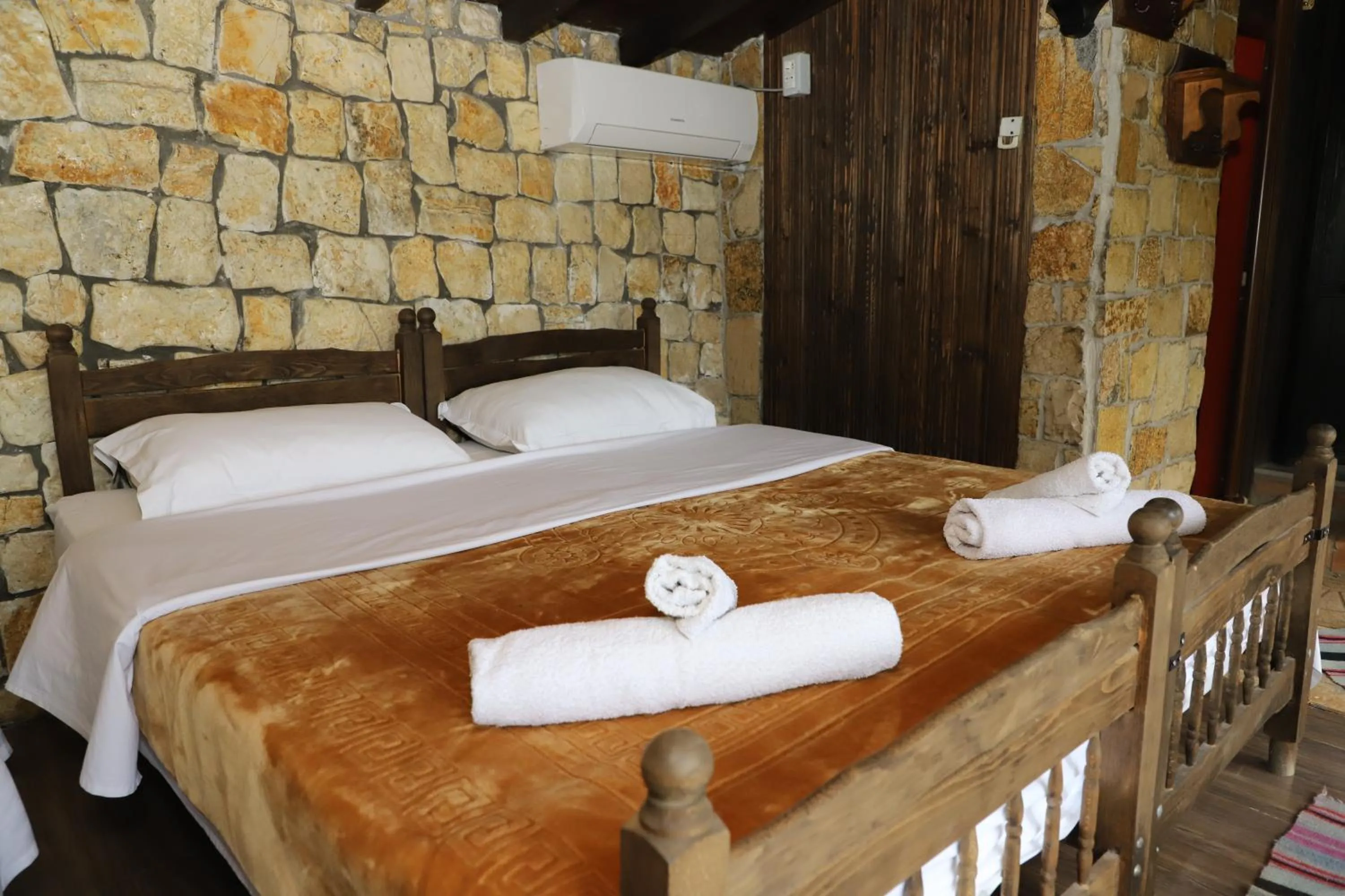 Bed in Hotel Nasho Vruho