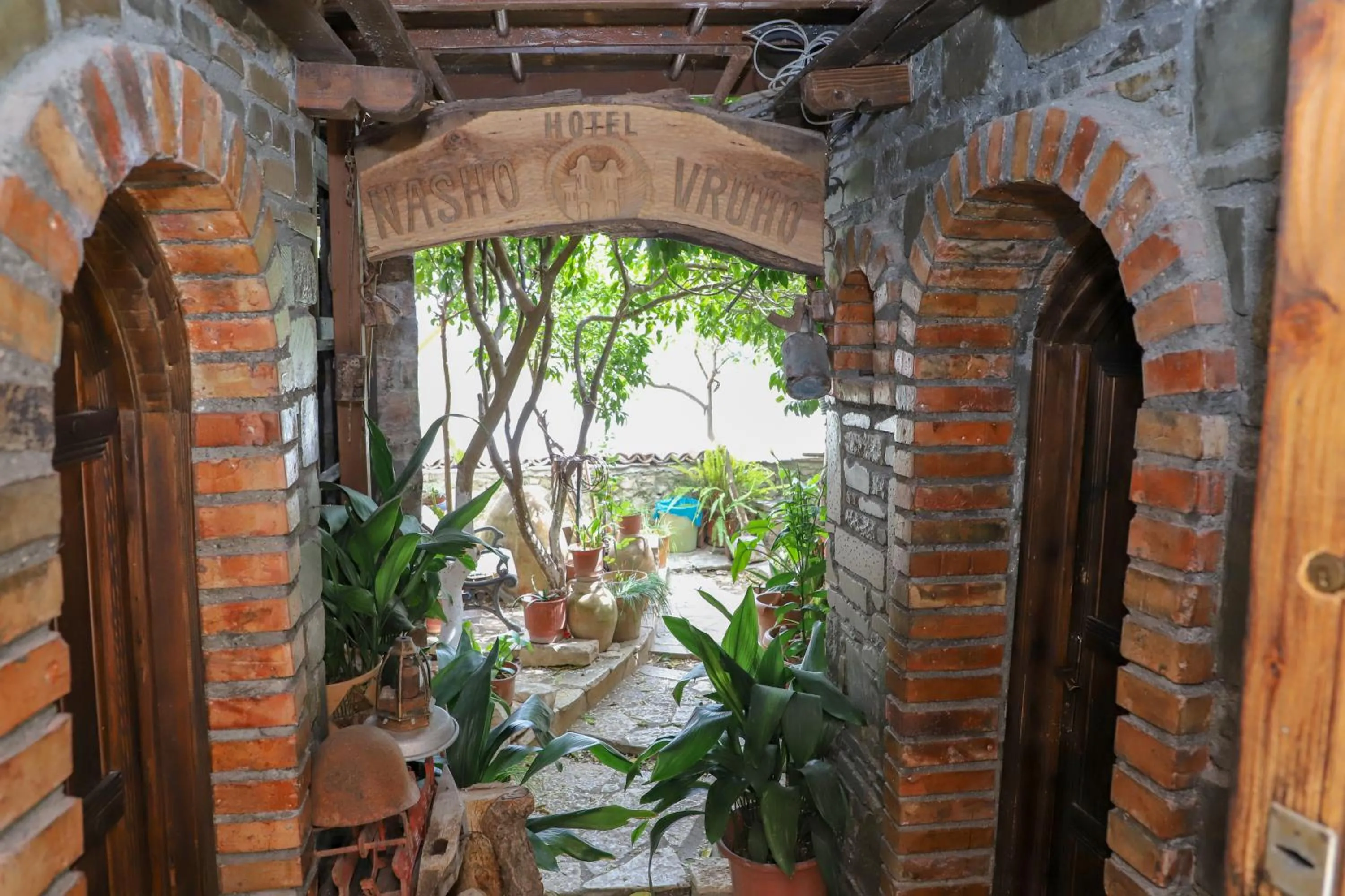 Hotel Nasho Vruho