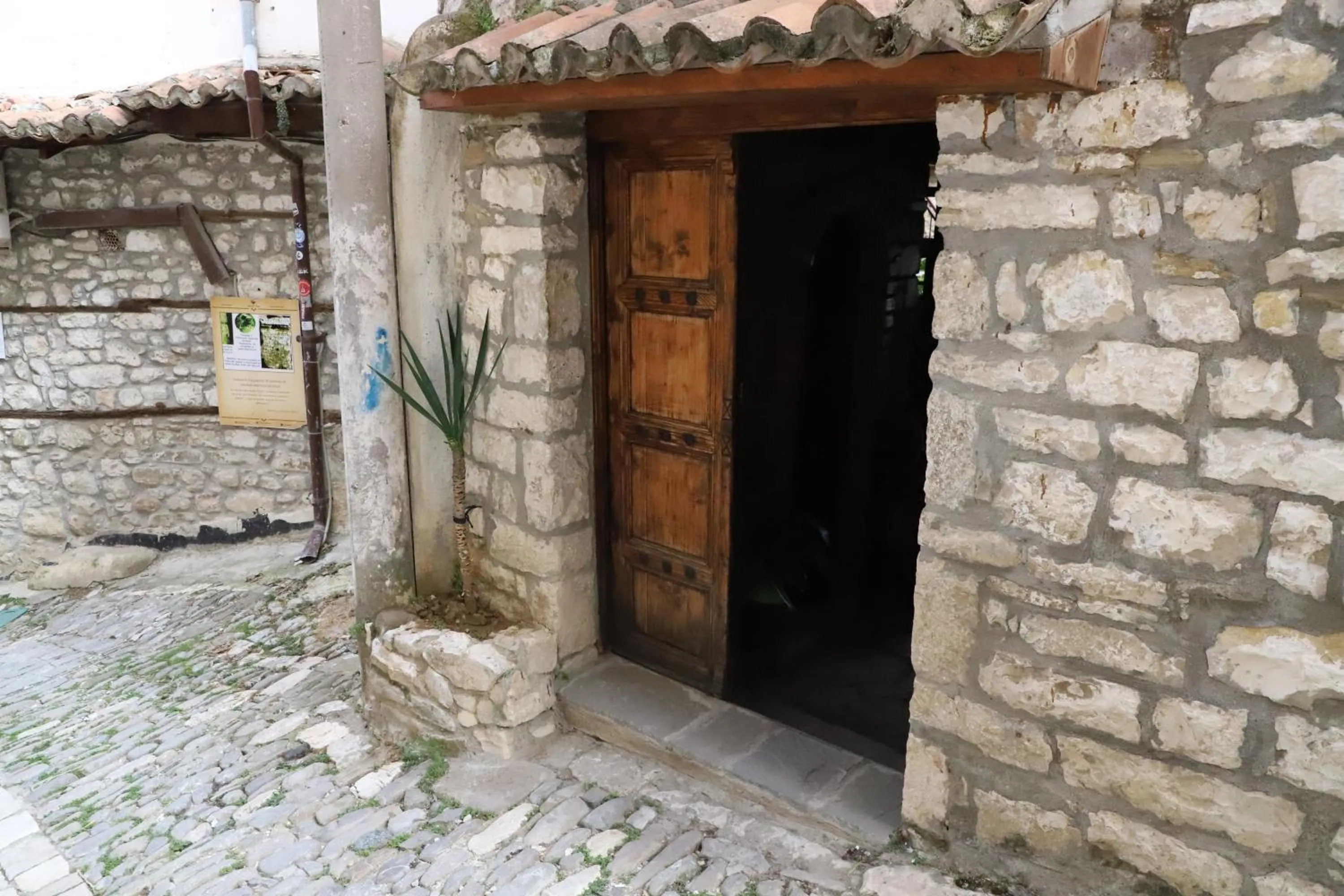 Hotel Nasho Vruho