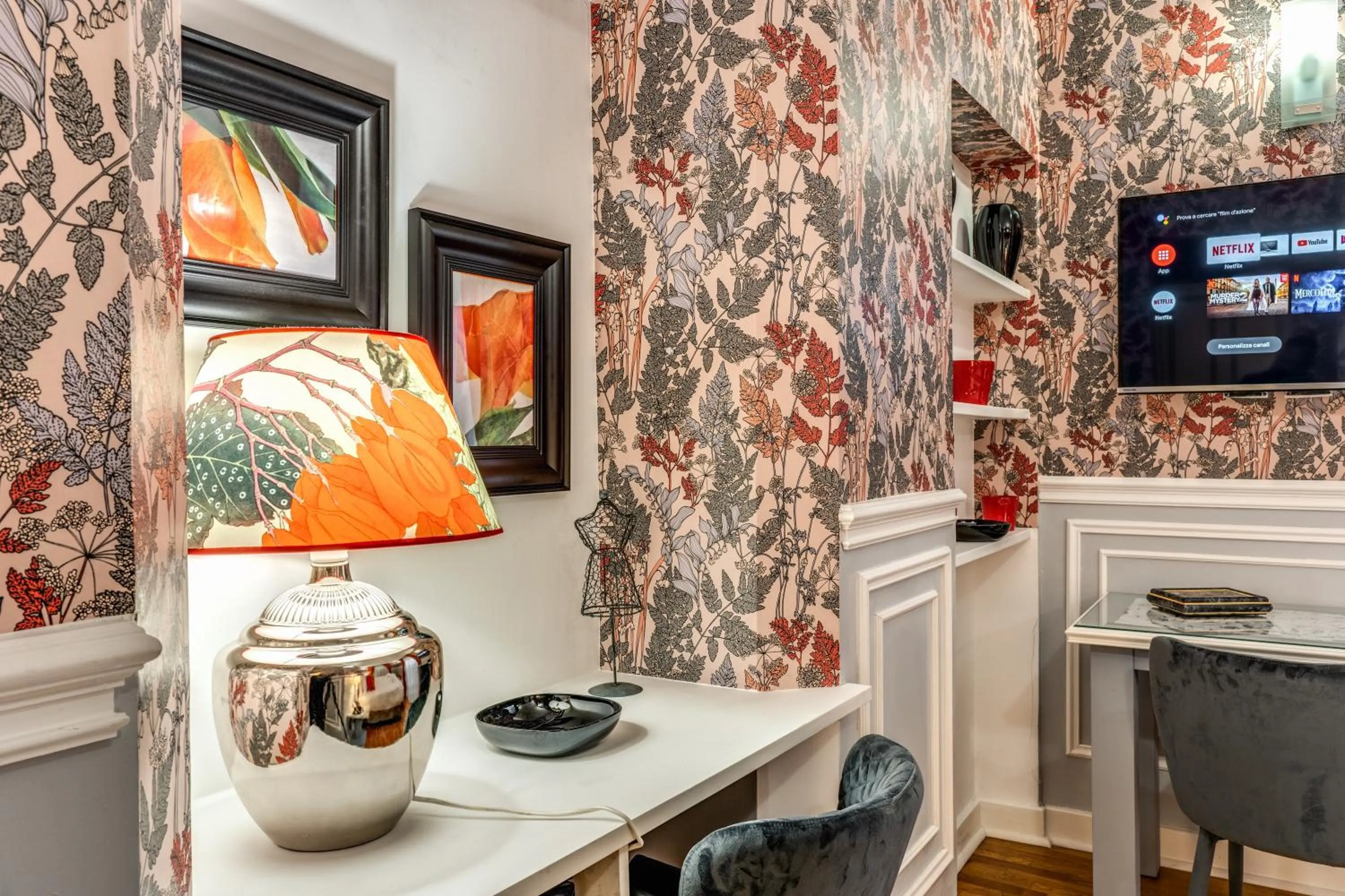 TV and multimedia in Mangili Garden Hotel