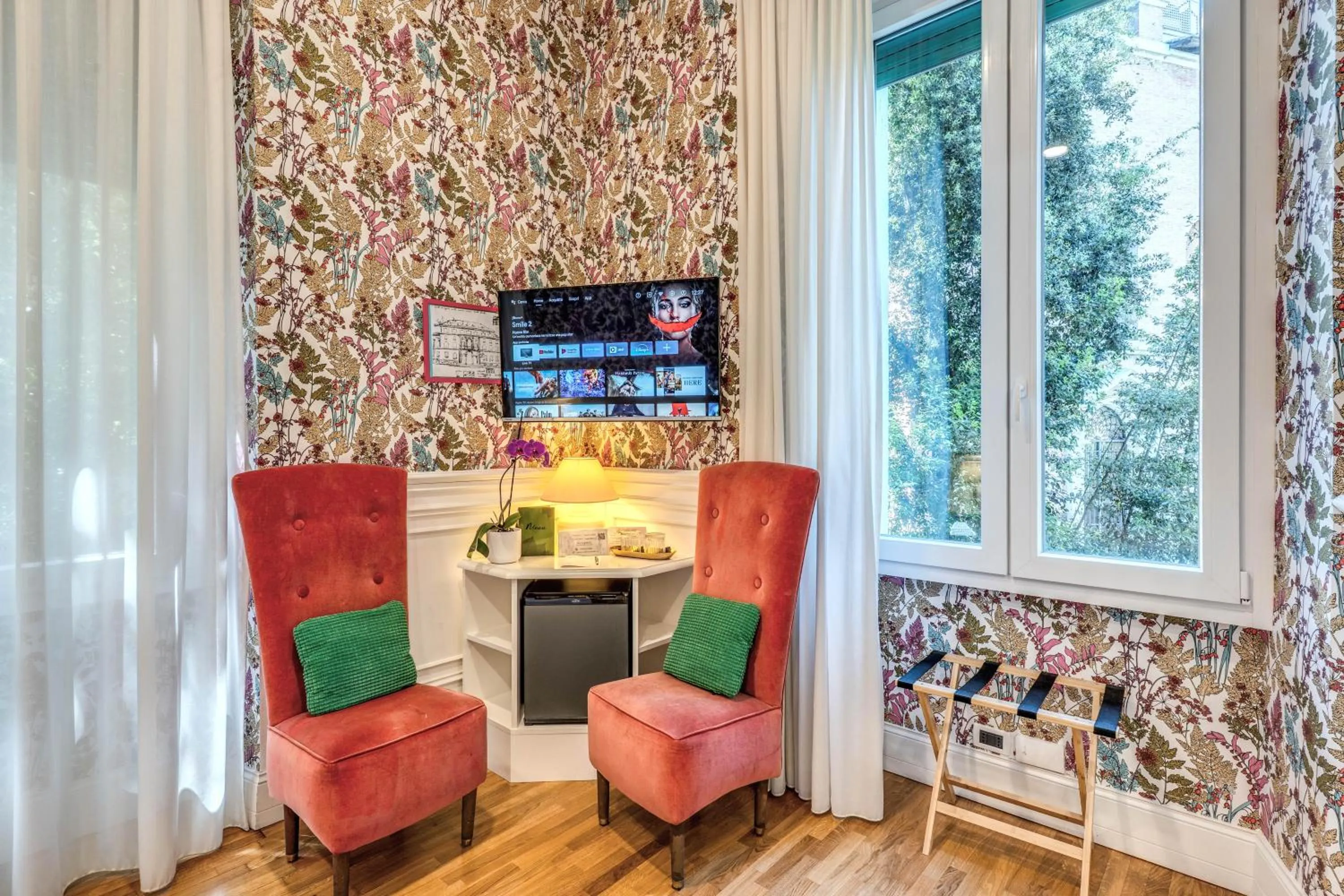 TV and multimedia in Mangili Garden Hotel