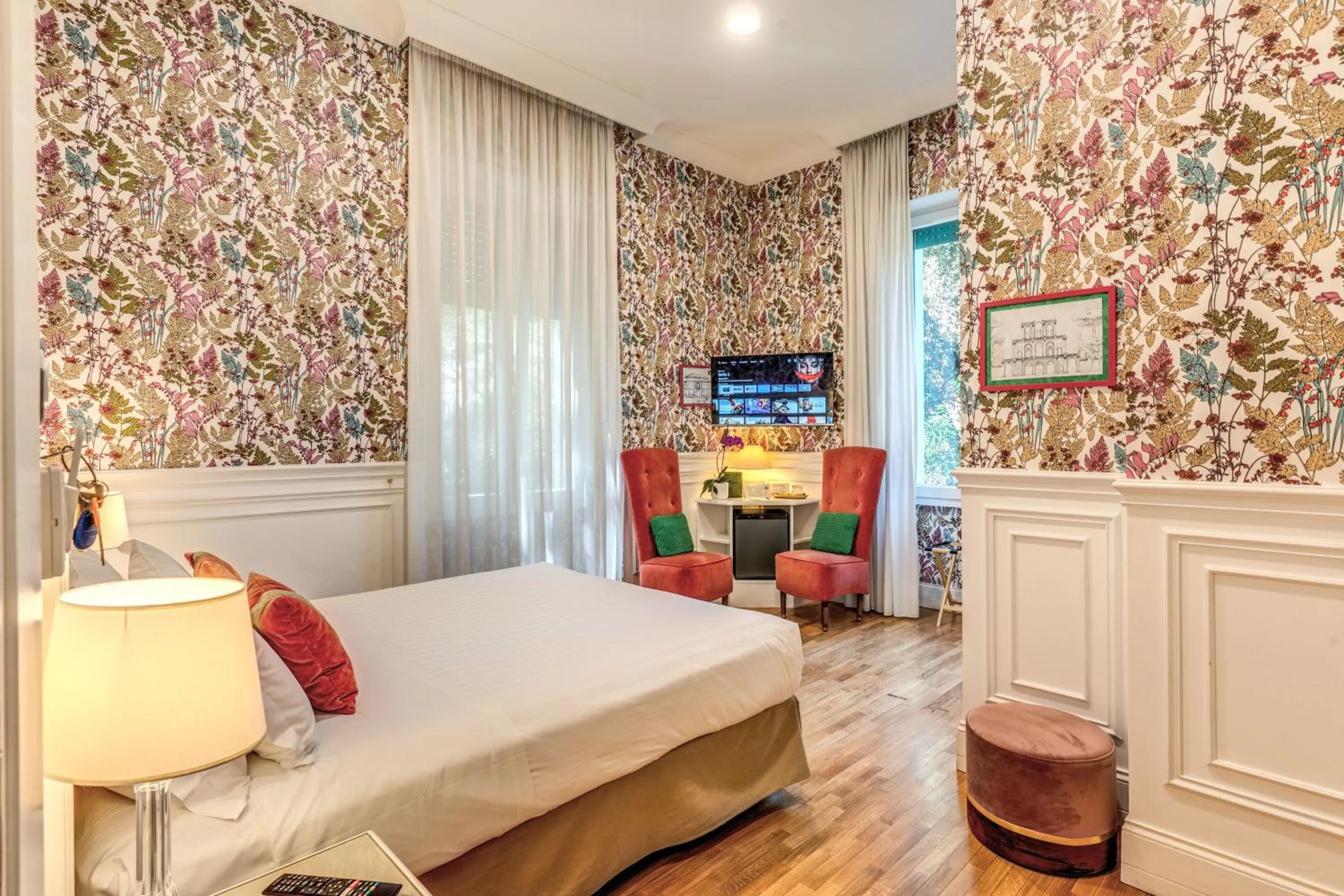 Photo of the whole room, Bed in Mangili Garden Hotel