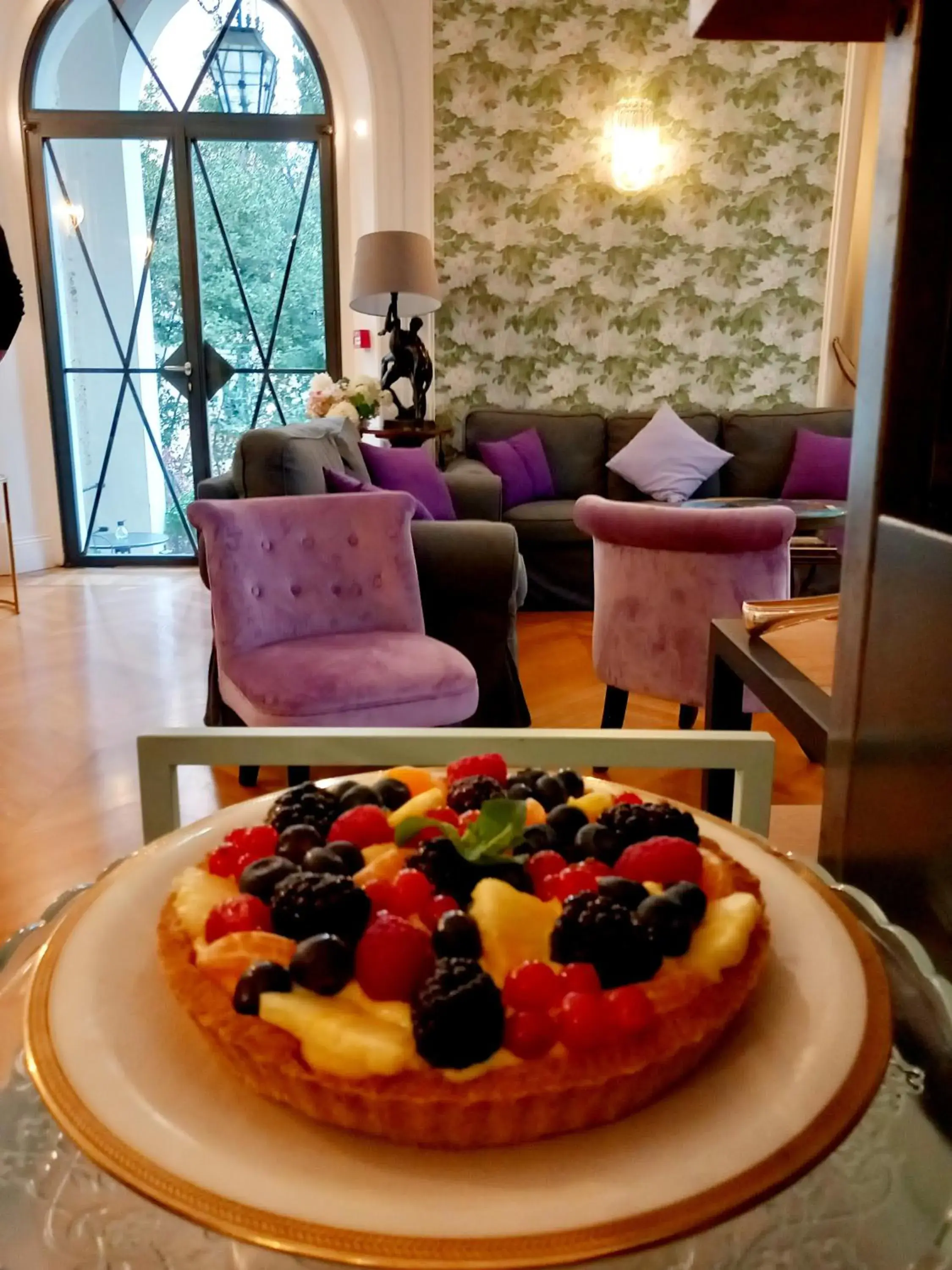 Restaurant/places to eat in Mangili Garden Hotel Restaurant/places to eat in Mangili Garden Hotel