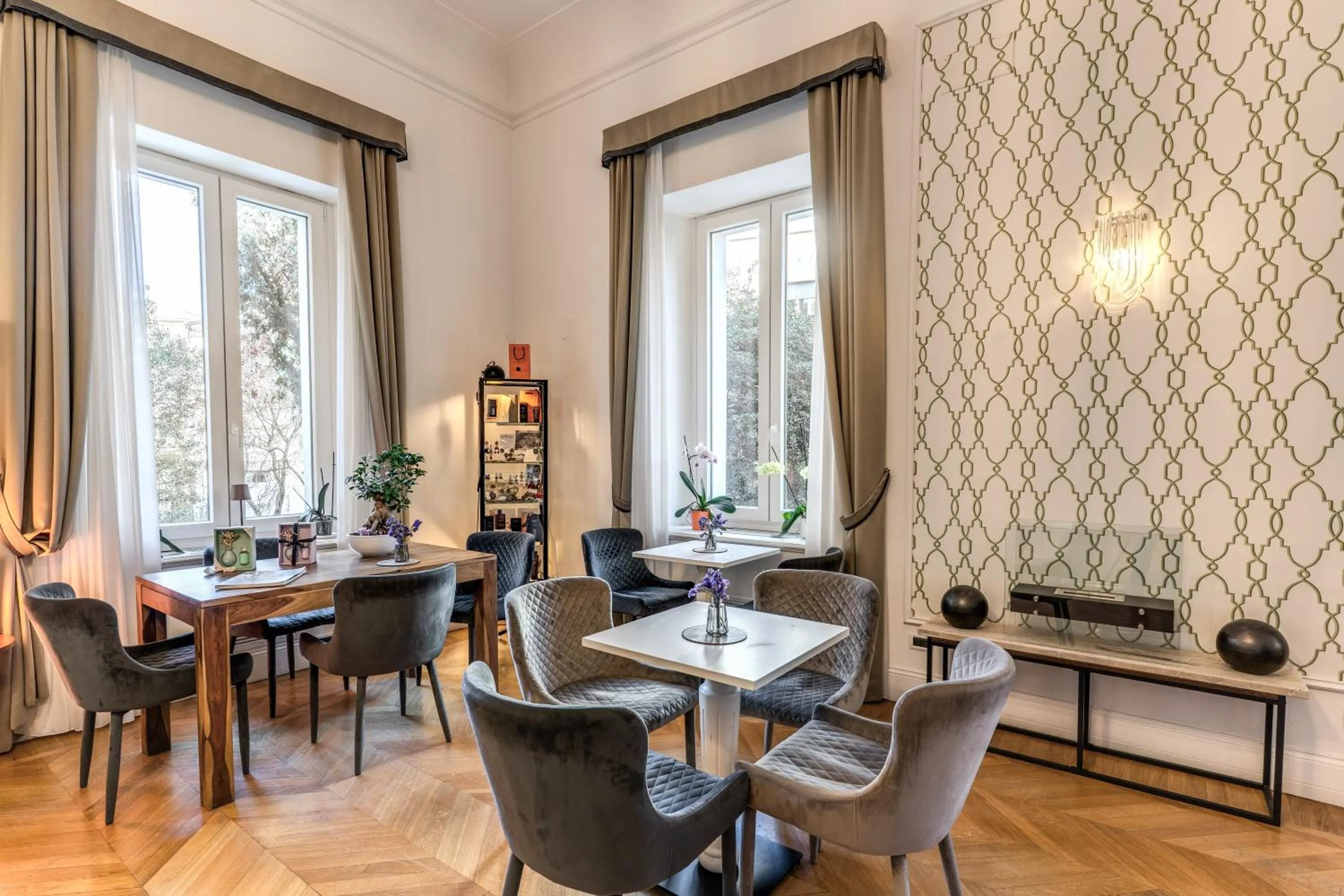 Lobby or reception in Mangili Garden Hotel