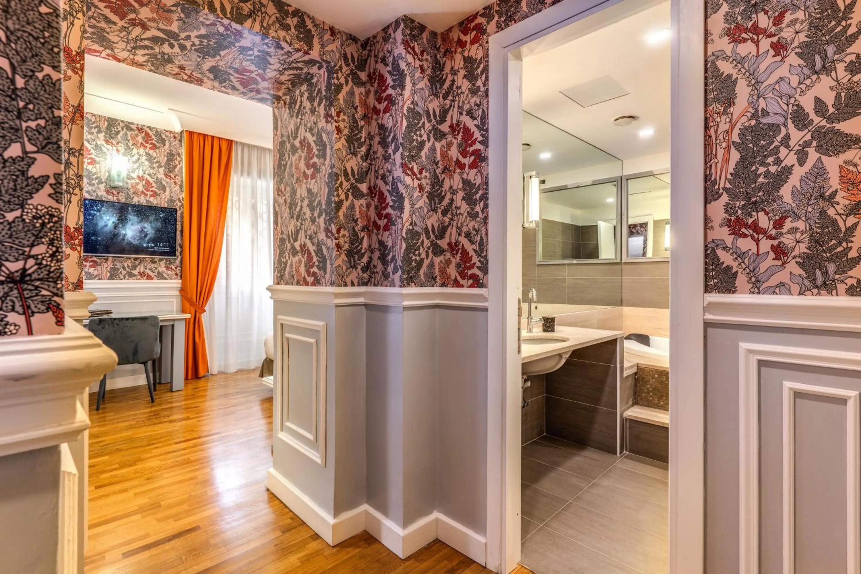 Bedroom in Mangili Garden Hotel