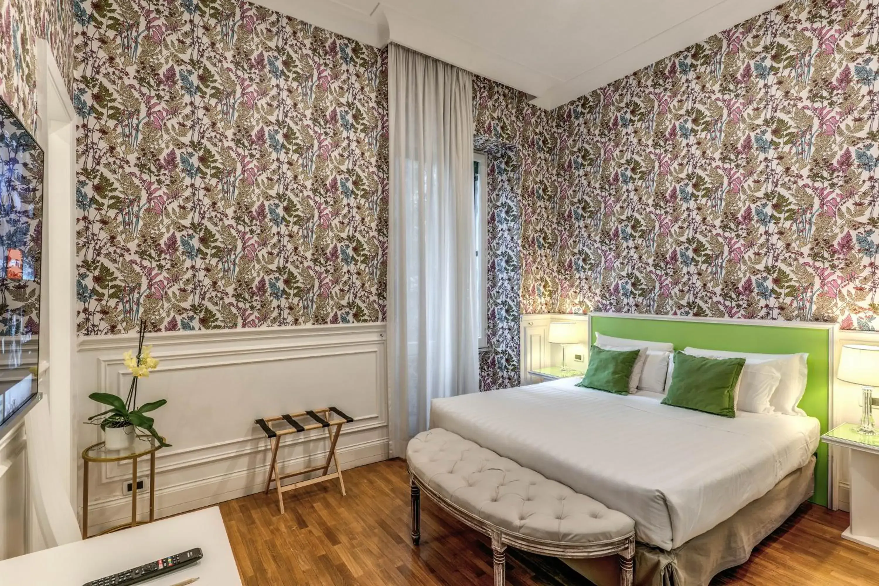 Bedroom, Bed in Mangili Garden Hotel Bedroom, Bed in Mangili Garden Hotel