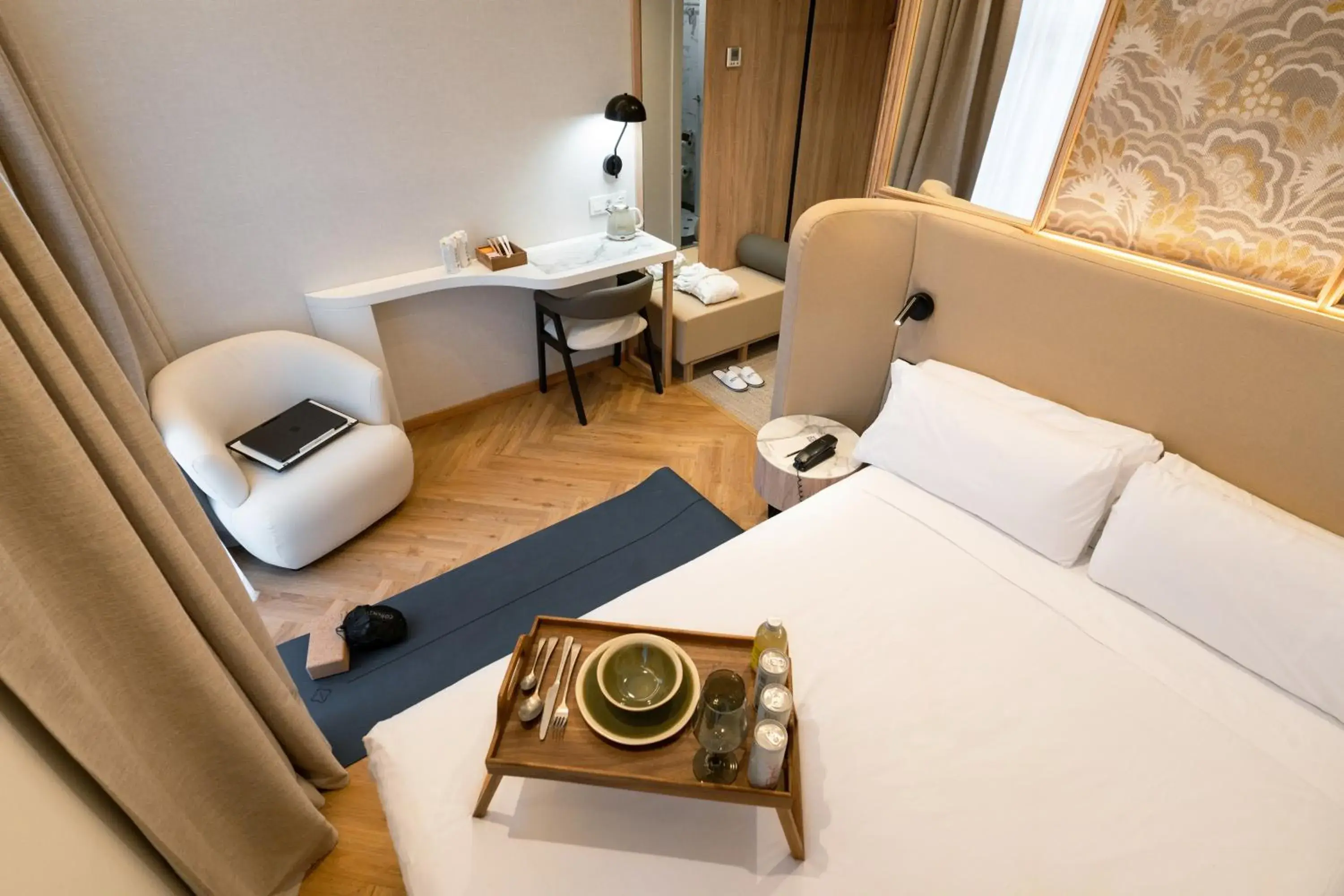 Photo of the whole room, Bed in Petit Palace Chueca Photo of the whole room, Bed in Petit Palace Chueca