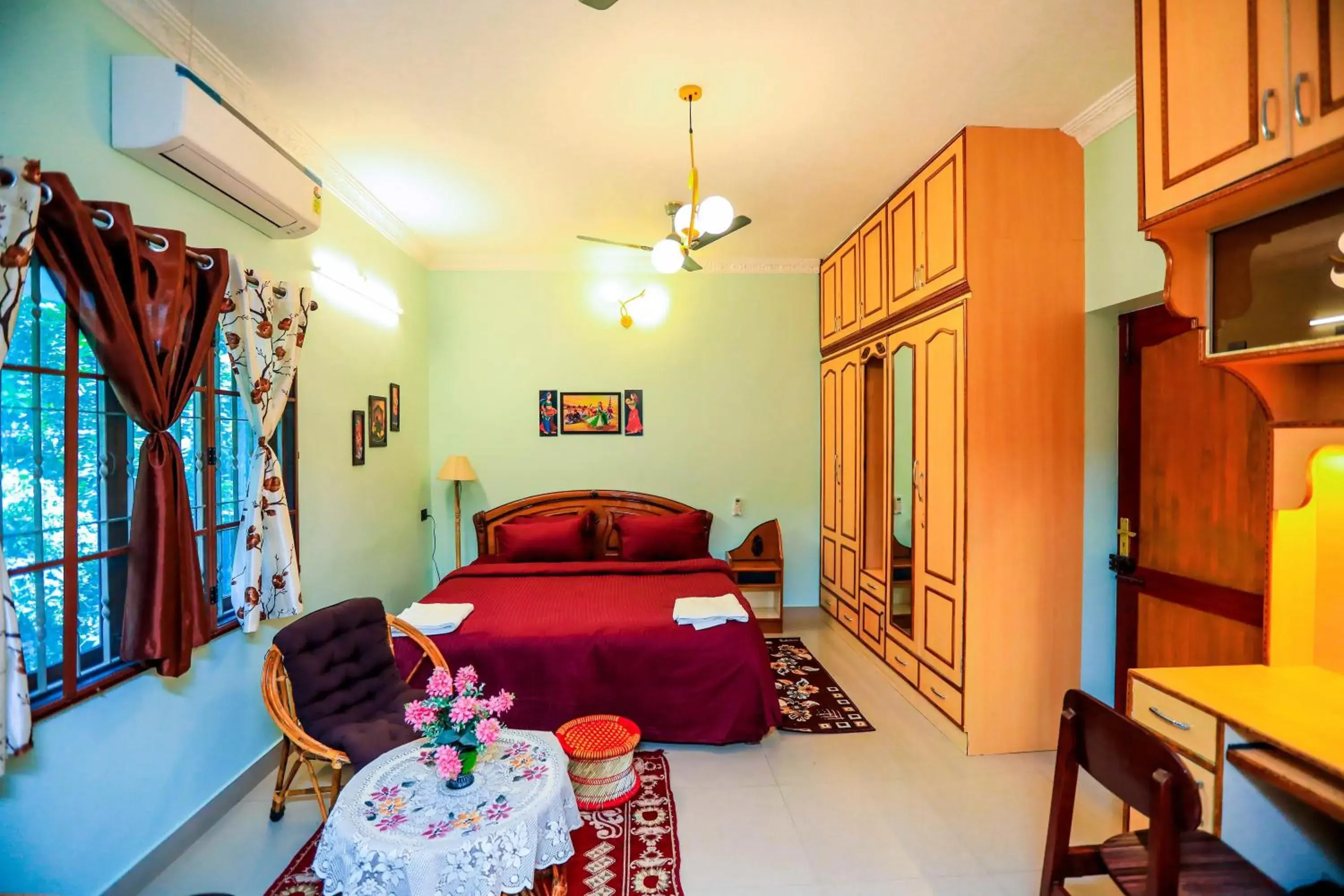 Bay Homes 2BHK WT Bathtub Near Rock Beach Bay Homes 2BHK WT Bathtub Near Rock Beach