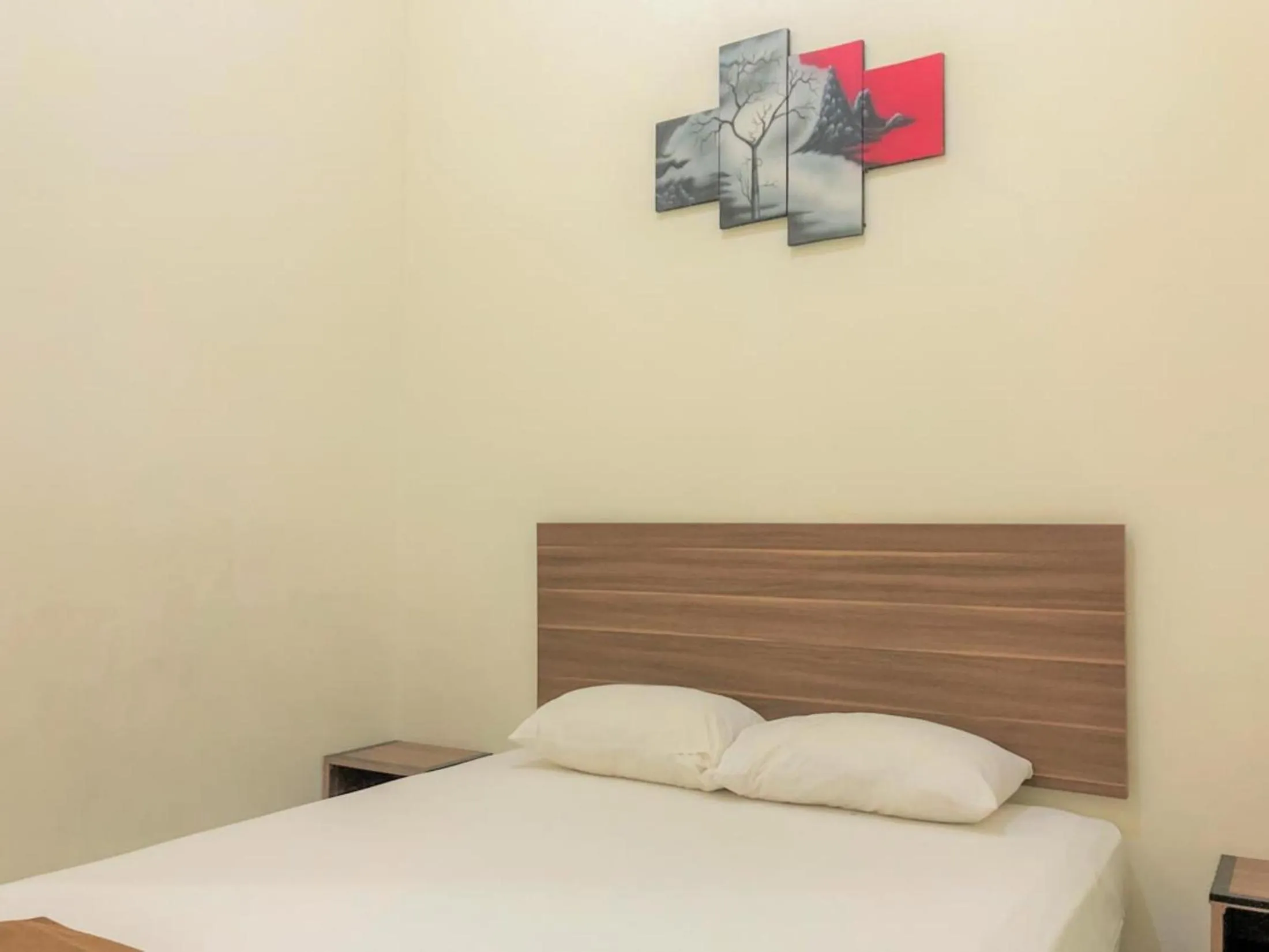 Bedroom, Bed in Hotel Lido 88 Sorong Mitra RedDoorz